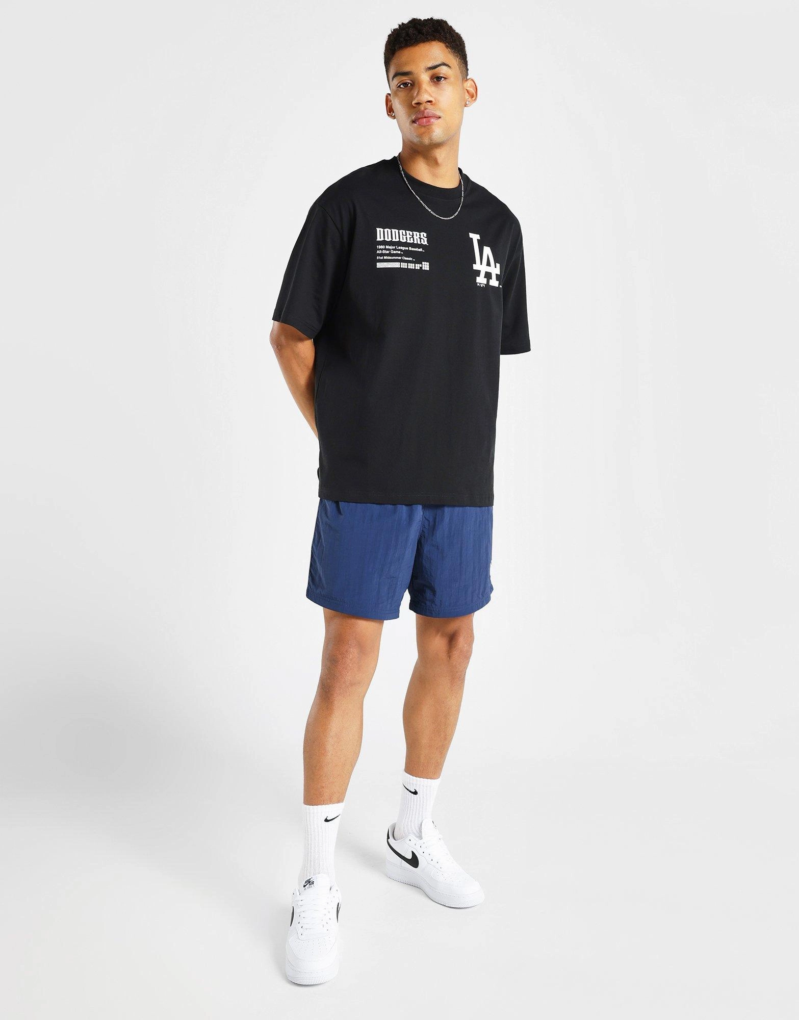 Relaxed Motion, Ready For Rhythm, Sleek Presence, Smooth Silhouettes, Modern Utility, Modular Motionwear, Ease And Balance, Your Daily Layer
