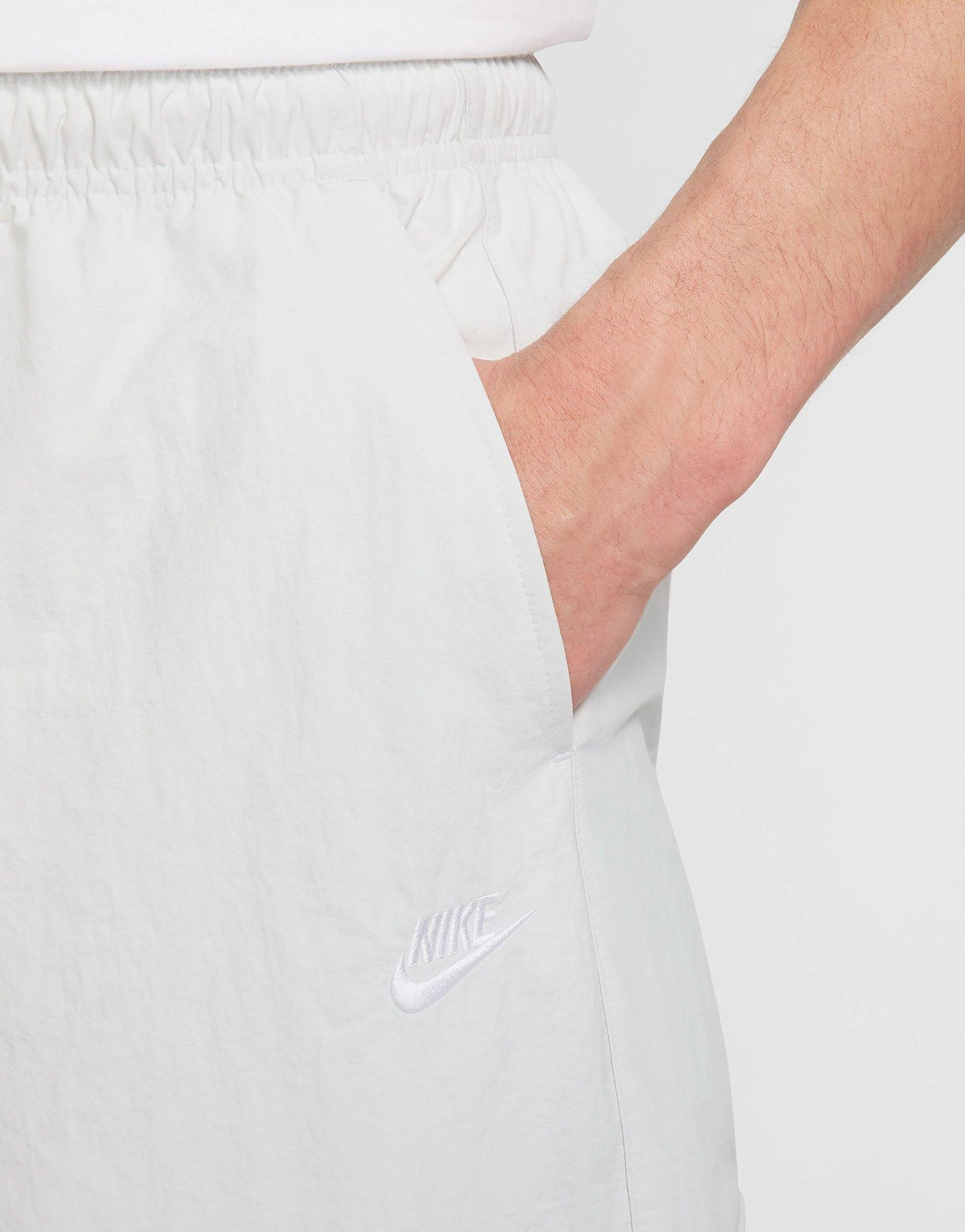 Shift-Mode, Elevate Your Routine, Shift Gear, Expressive Minimal, Versatile Layers, Adapt Daily, New Classics