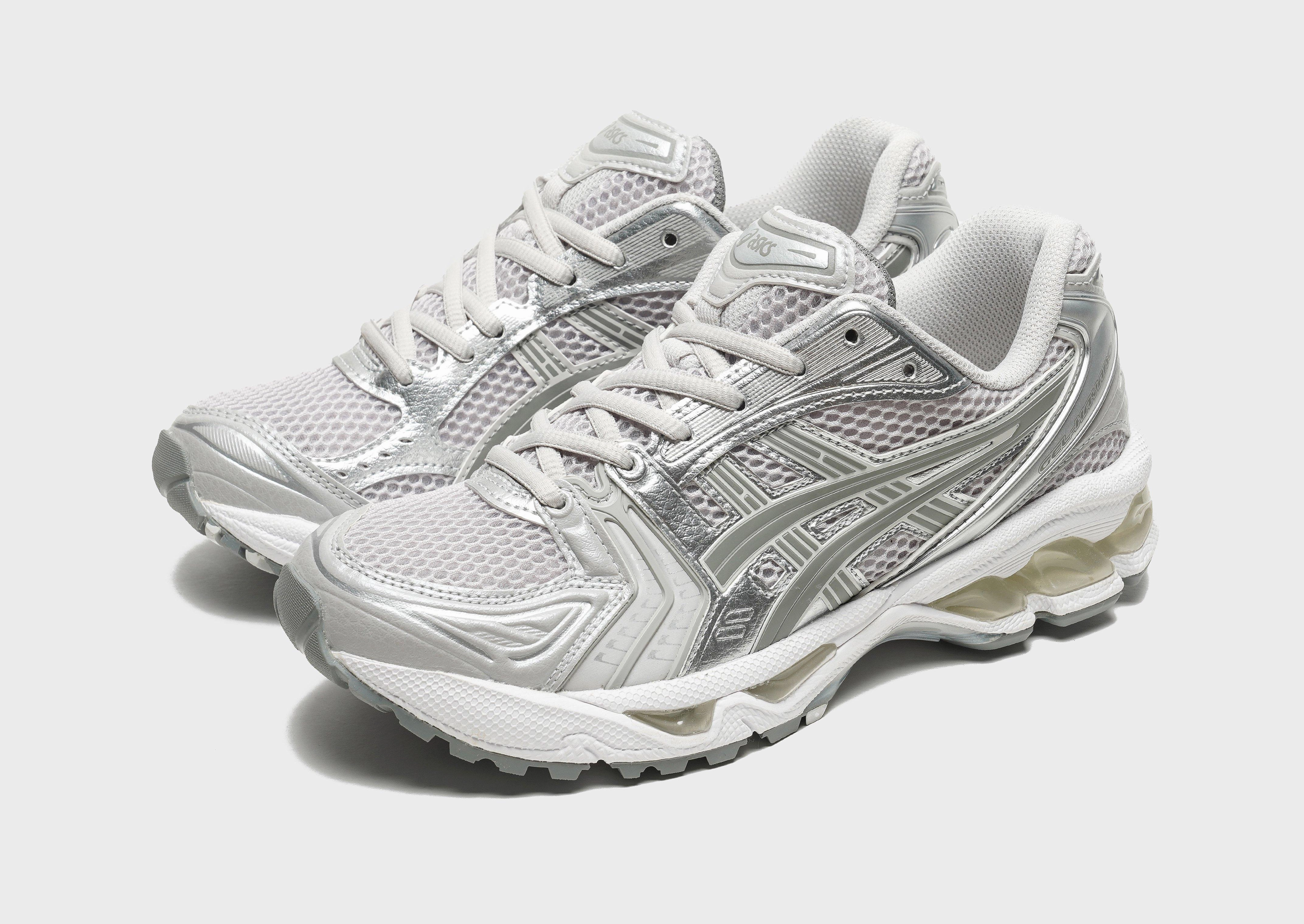 Refined To Move, Low-Profile Style, Soft-Fit System, Subtle Style Gear, Future-Ready, Forward Pulse