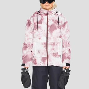 Bold Comfort, Versatile Drop, Adaptive Aesthetic, Lifestyle Energy, Iconic Minimalism, Clean Aesthetic