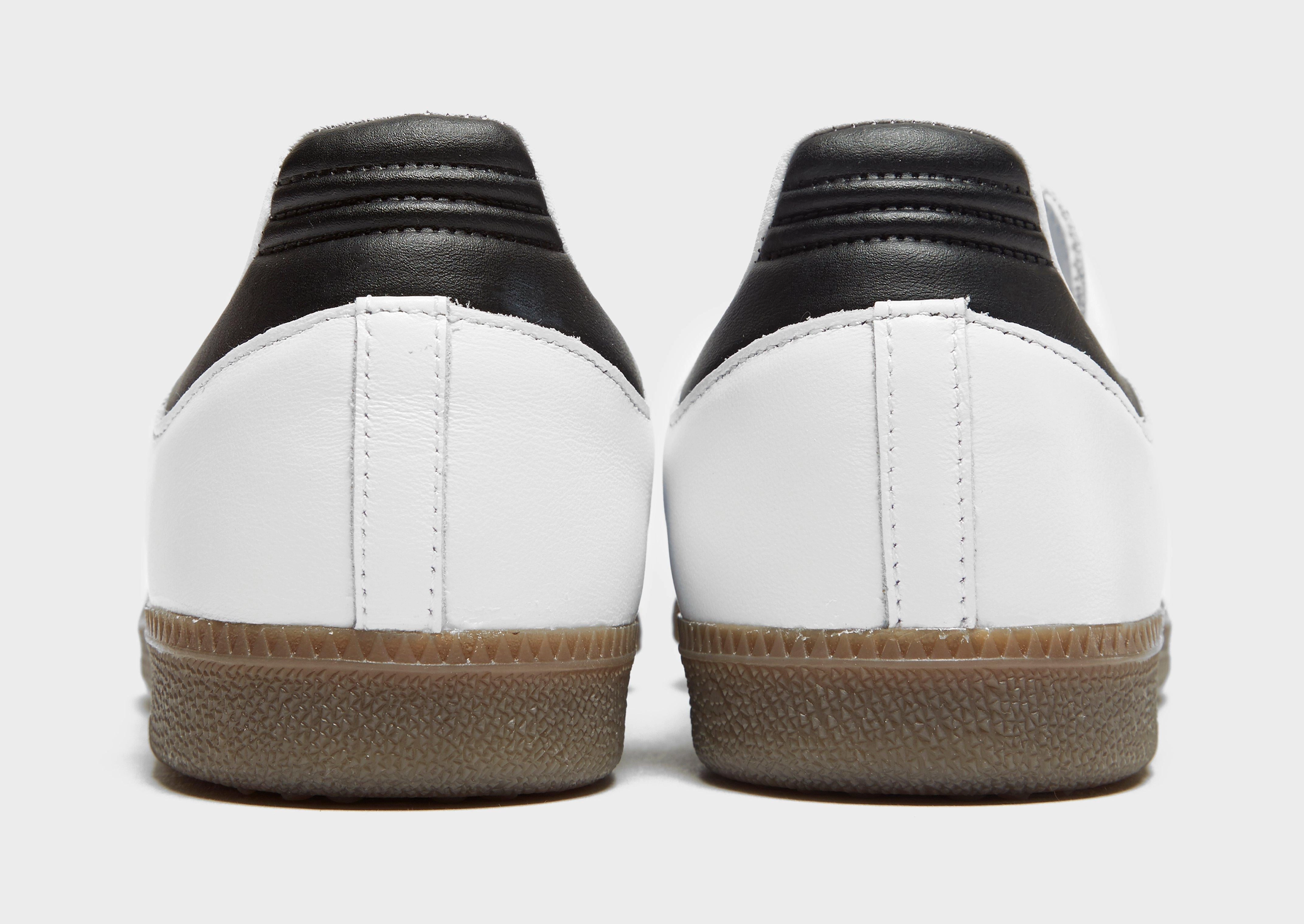 Simple Uniform, Functional Calm, Effortless Minimal, Refined Comfort, Living In Style