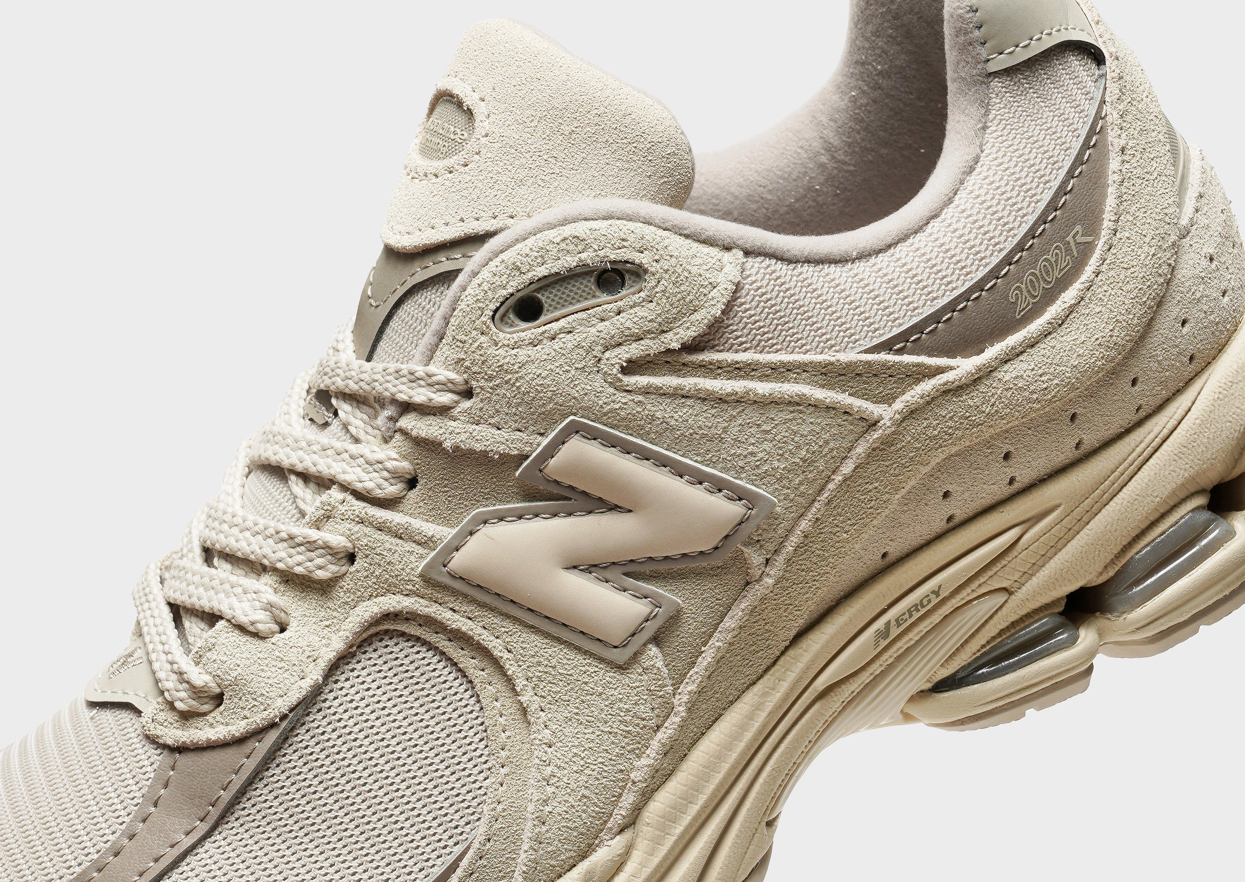 Driven By Comfort, Fluid Lifestyle, Refined Moves, Confident Minimal, Minimal Gear