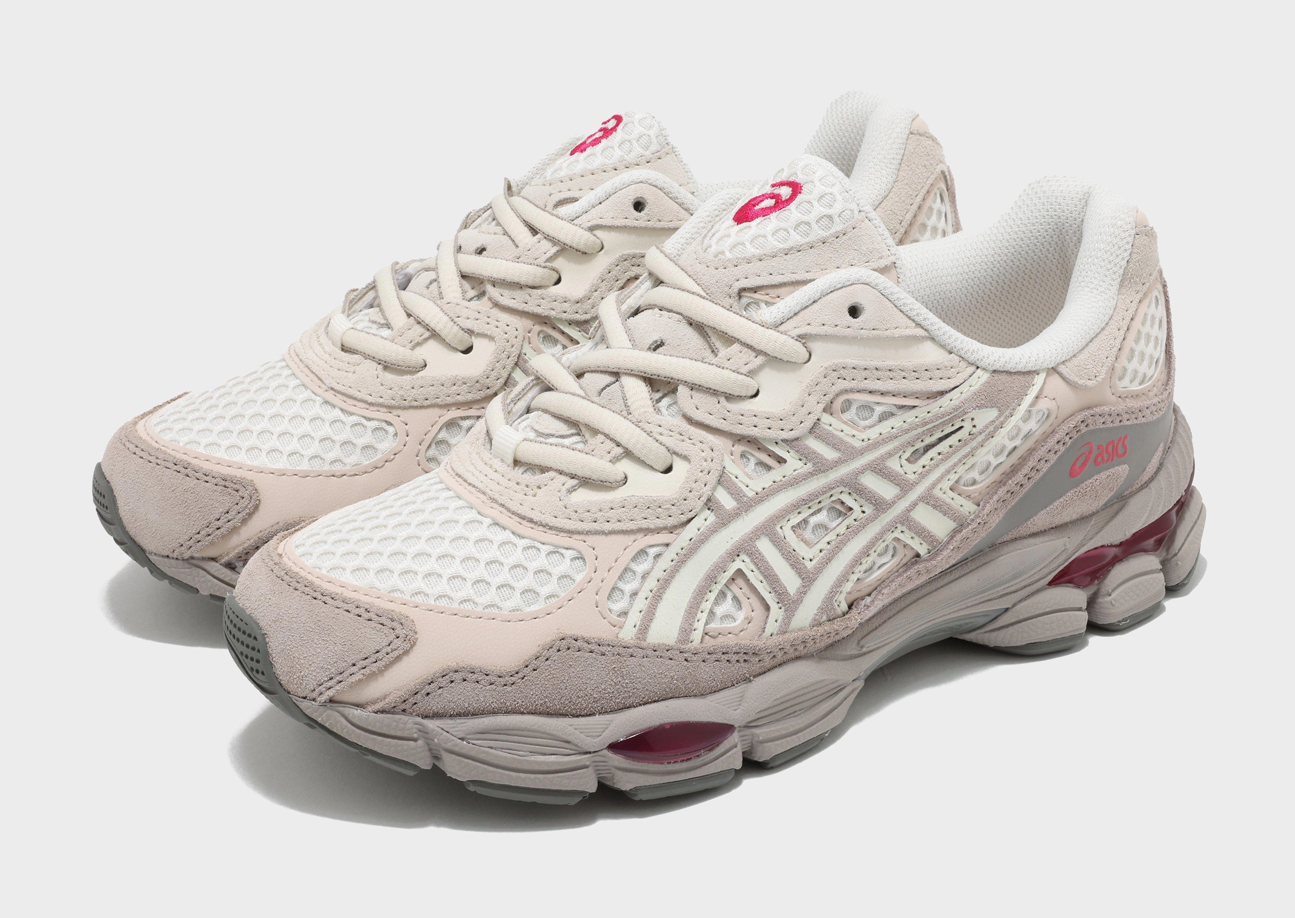 Cool And Clean, Soft Impact, City-Functional, Redefining Casual, Tech-Forward Fit, Multi-Context Style, Anytime Movement