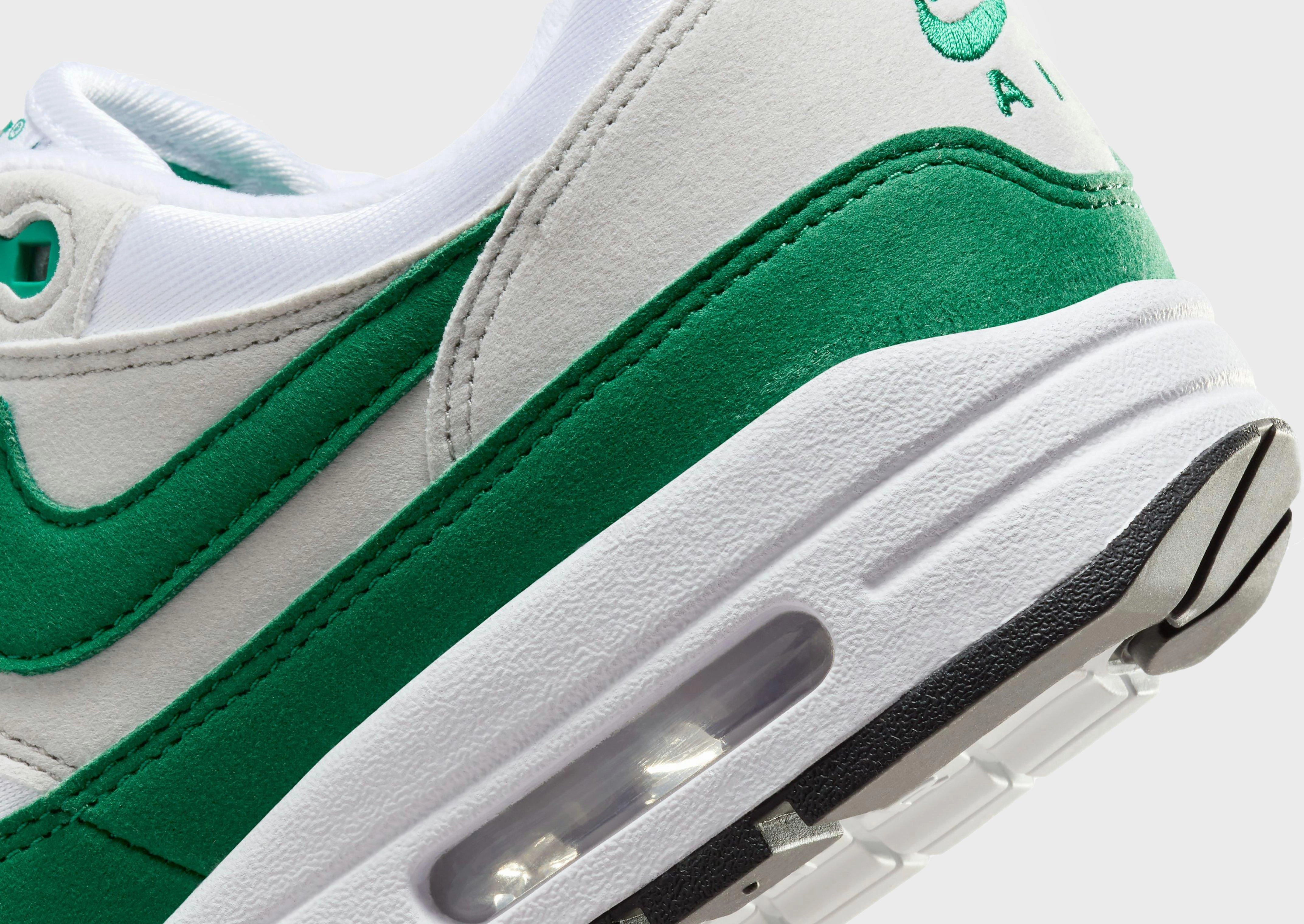 Conscious Form, Refined Presence, Future Fit, Bold Comfort, Everyday Fresh, Refined Chill