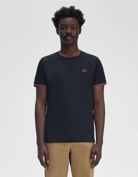Flexible Form, Redefining Casual, Conscious Form, Vibe-Proof, Style Flowwear, Urban Evolution