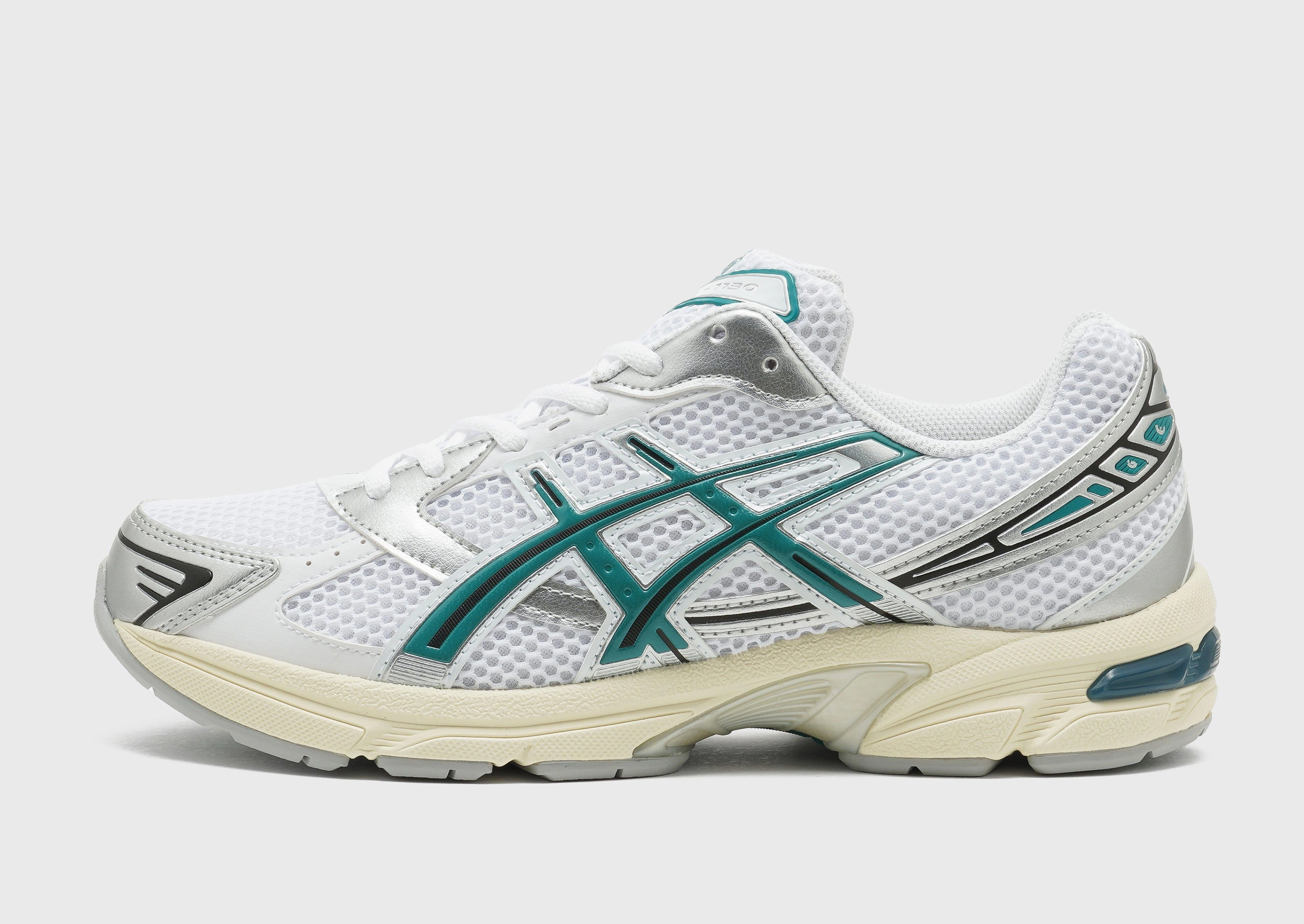 Minimal Mood, Day-To-Day Fit, Modern Momentum, Wearable System, Relaxed Innovation, Future Utility, Purposefully Crafted