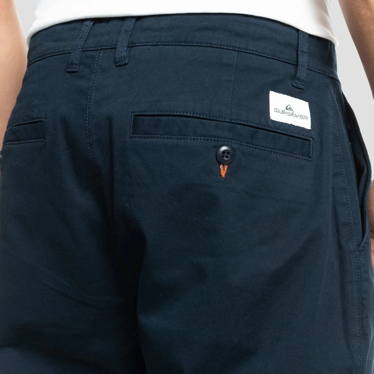Urban Clarity Wear, Intentional Daily, Constant Vibe, Refined Looks, Rhythmic Fit