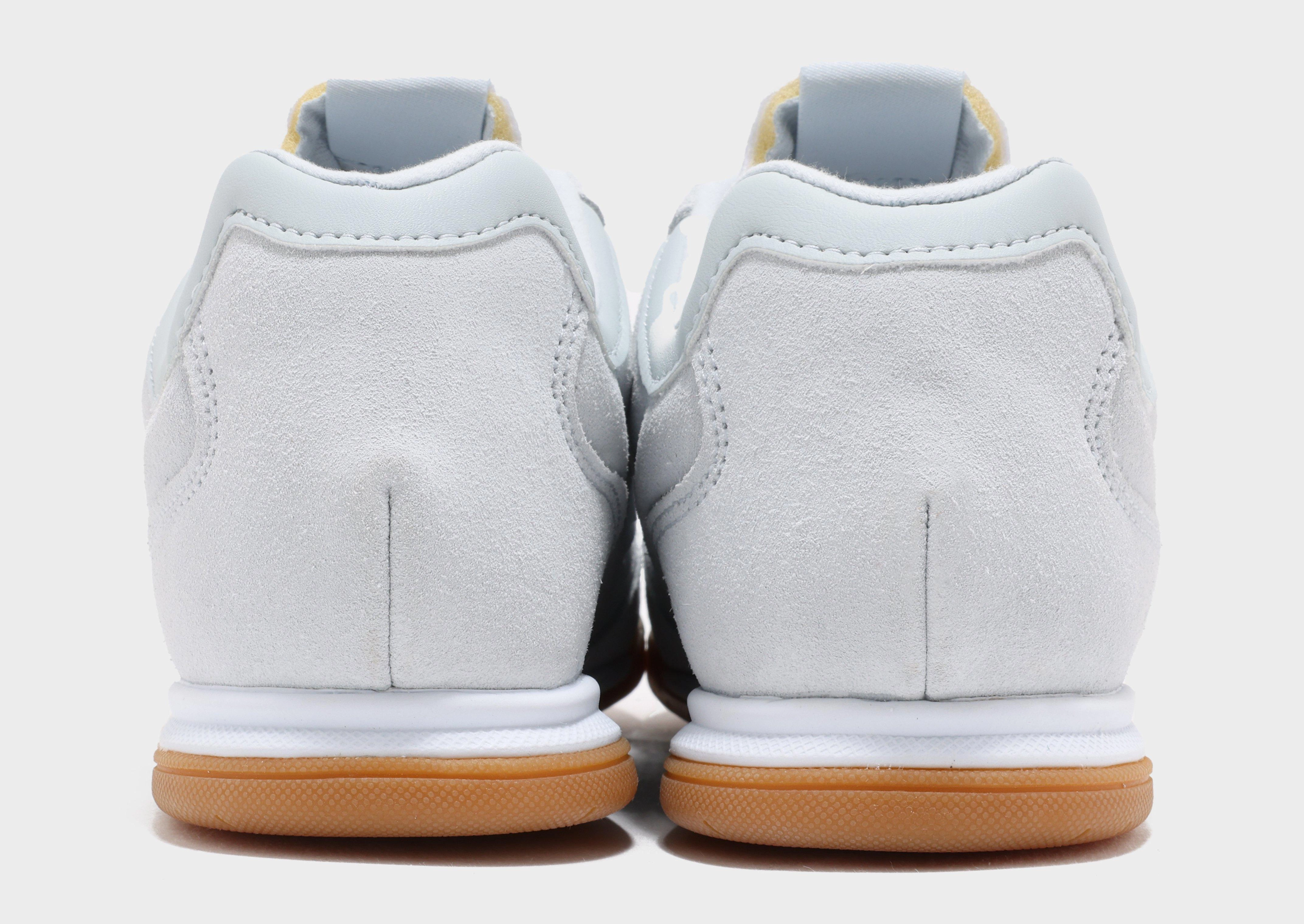 Designed For Pace, Flow-Forward Gear, Minimal Design, Sleek Essentials, Subtle Style Gear, Conscious Form
