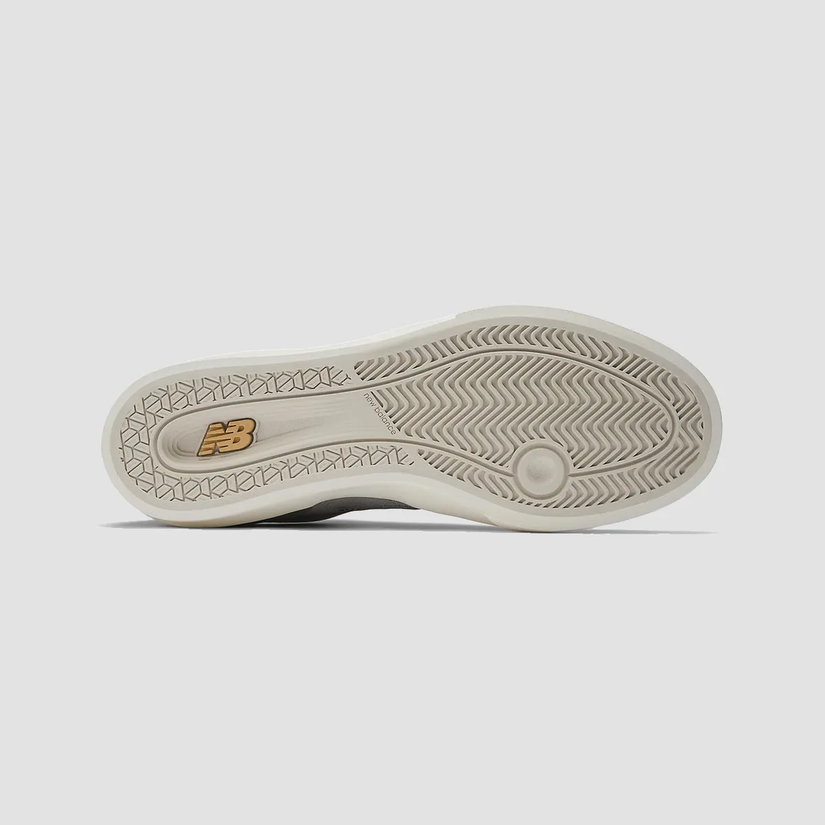 Quiet Fit, Simple City, Minimal Details, Designed With Rhythm, Urban Focus, Visual Ease, Shape Your Day