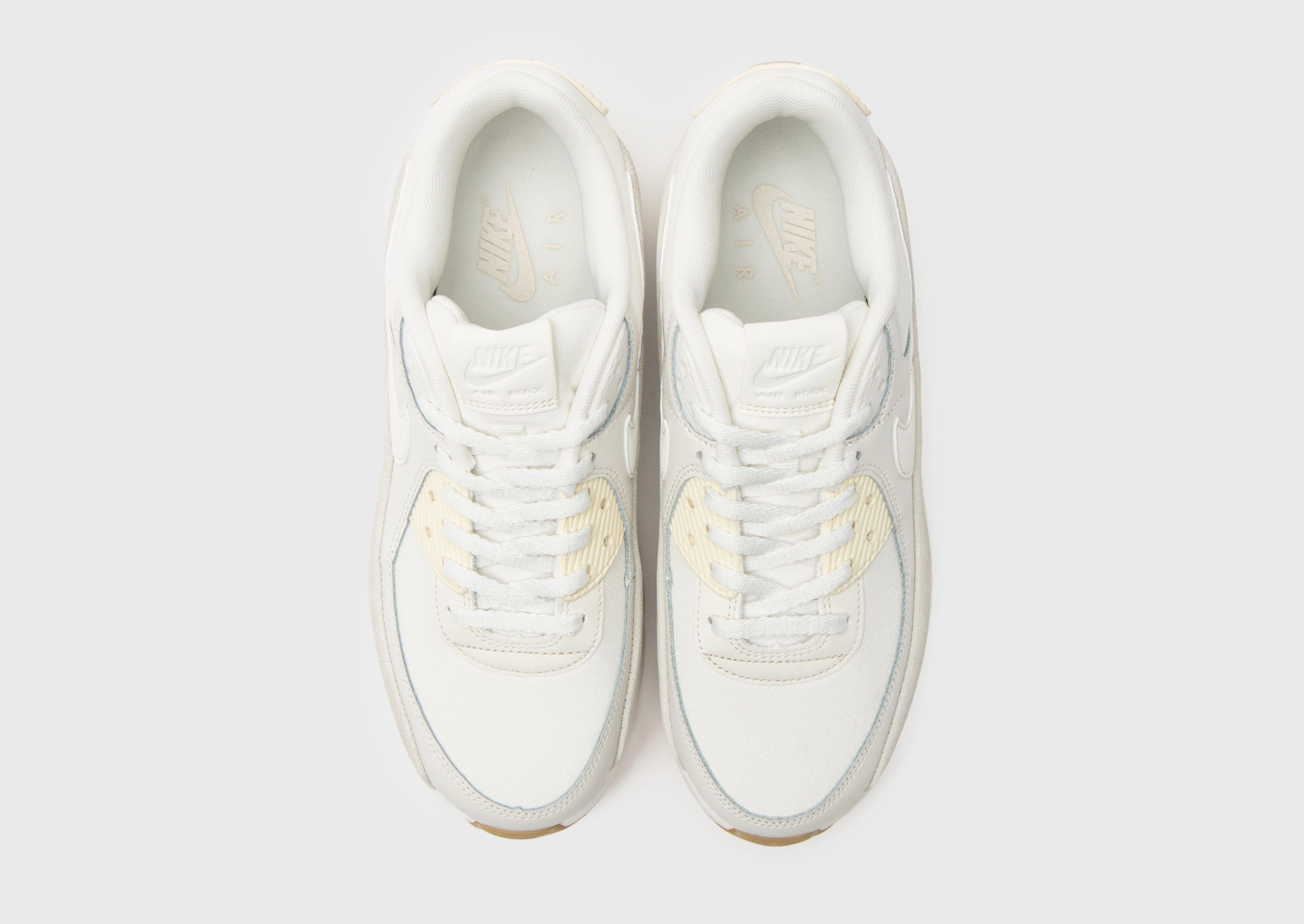 Modular Function, Comfort In Motion, Subtle Tone, Shaped For Today, Function-First Fit