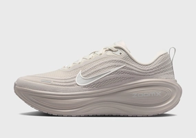 Refined Feel, Ease-Forward Fit, Effortless Gear, Simplicity Rules, Design-Led