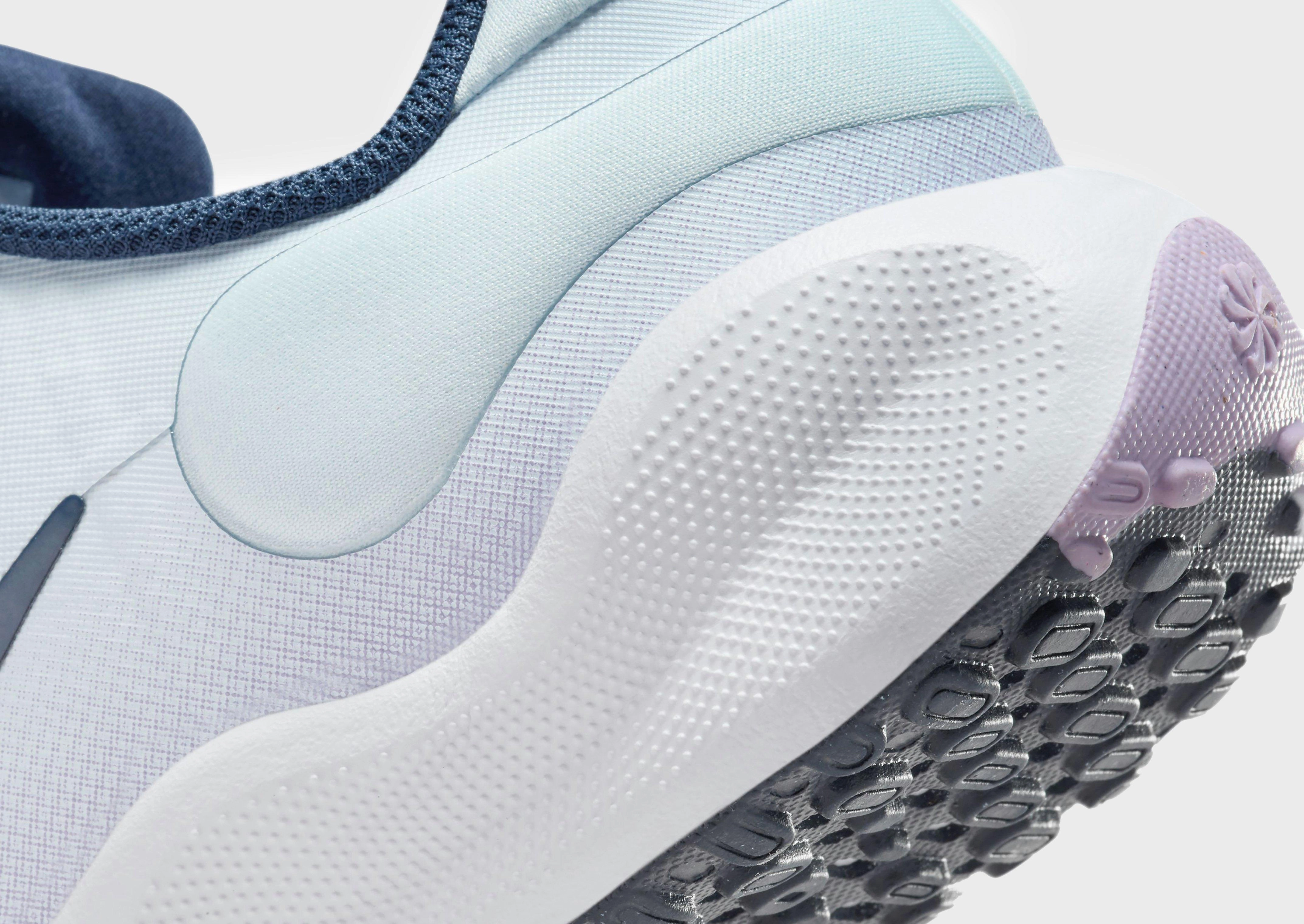 Modern Evolution, Built To Adapt, Less Is Bold, Built For Feel, Gear For Now, Crafted Balance