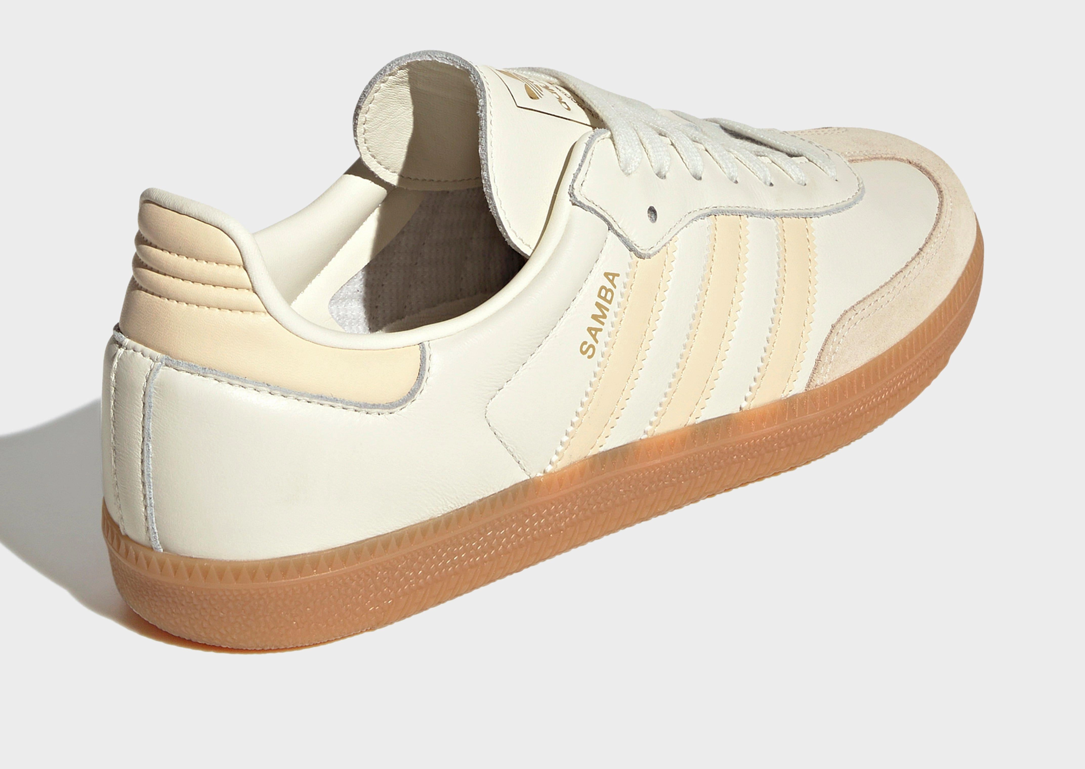 Form And Motion, Ease Daily, Crafted Evolution, Made To Roam, Layer Up Smart