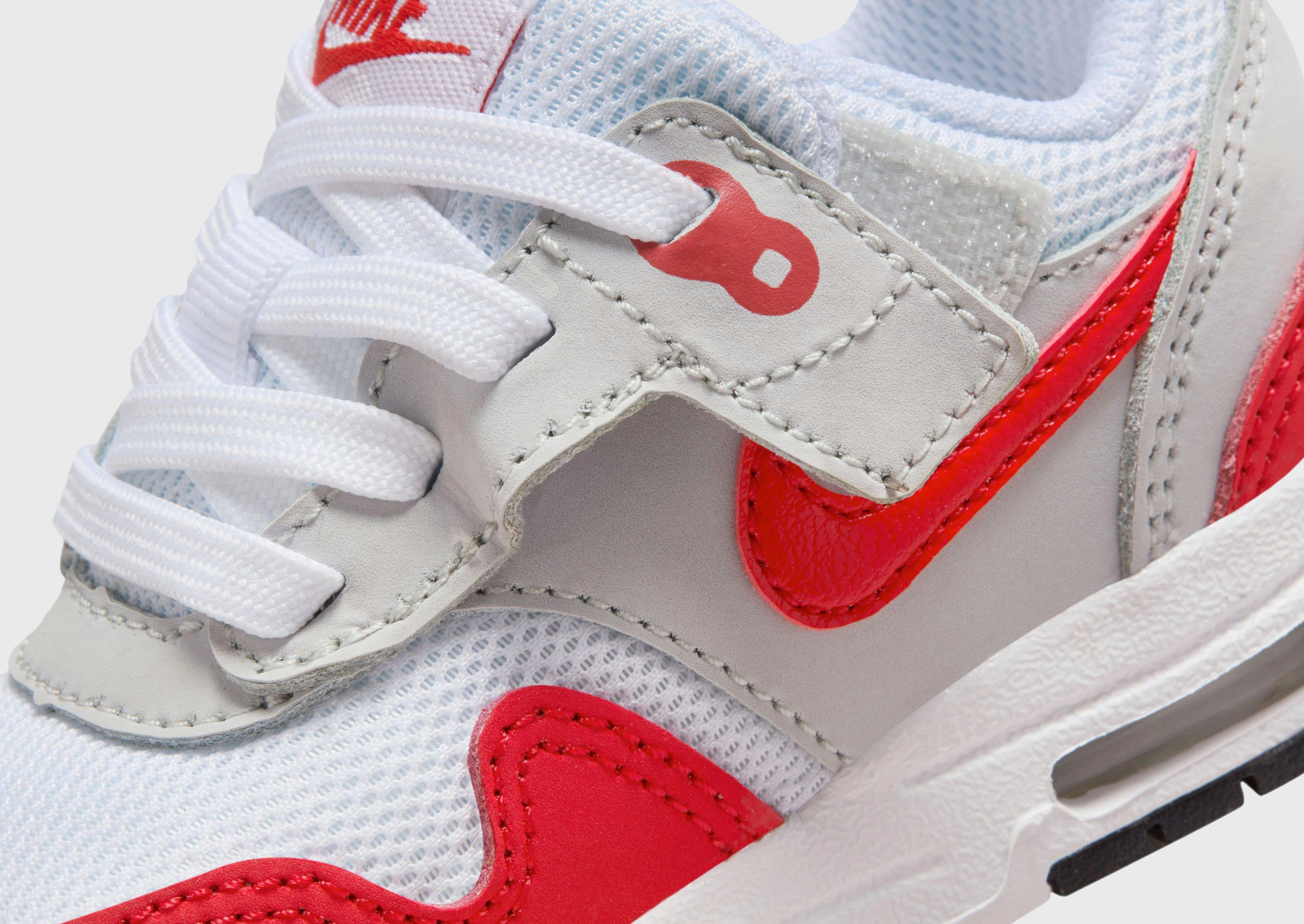 Modern Momentum, Active Core, Core-Centric, Clean-Life Gear, Motion-Wear Daily, Authentic Motion