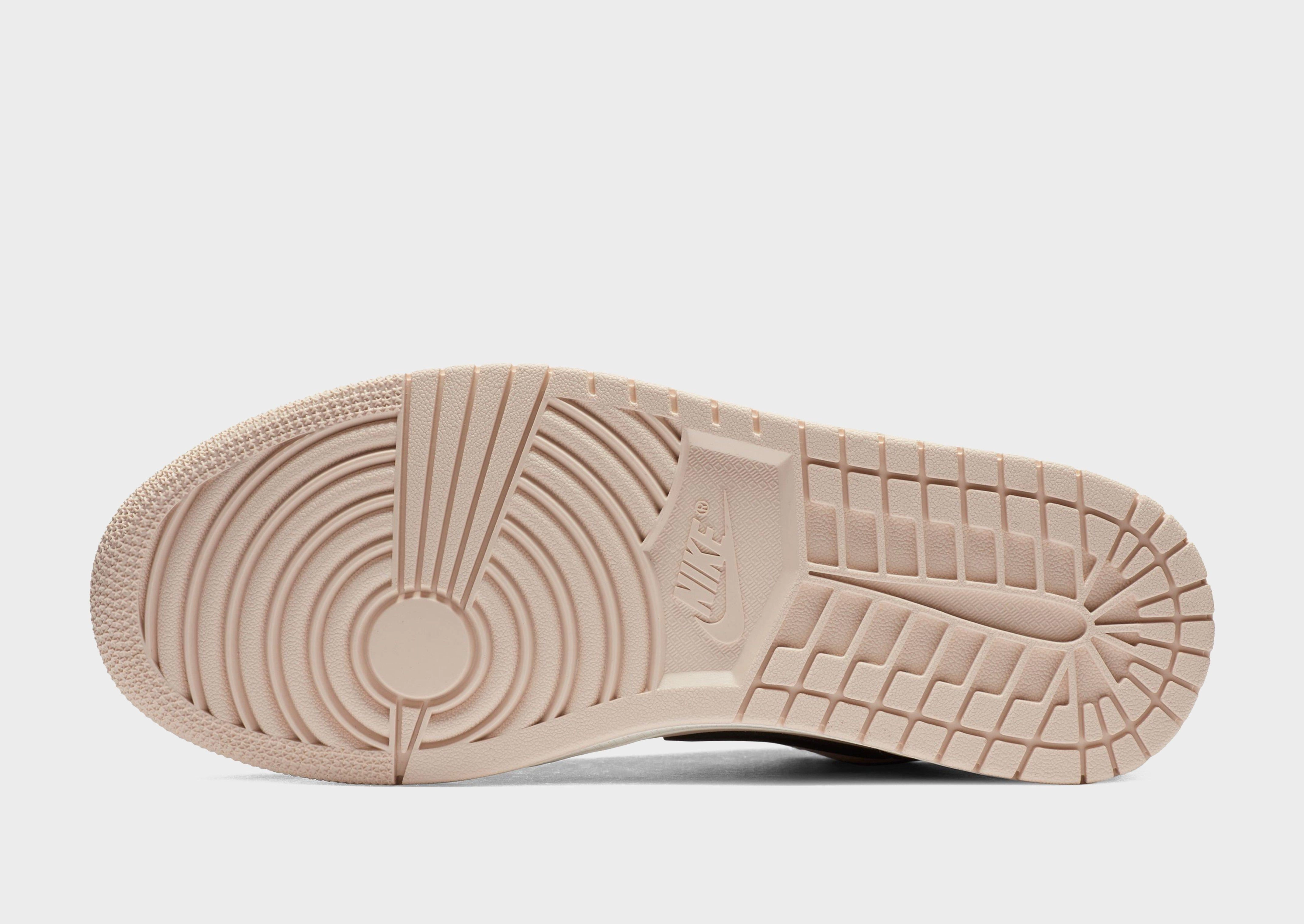 Urban Calm, Understated Cool, Minimal Focus, Your Mobile Look, Engineered For Flow
