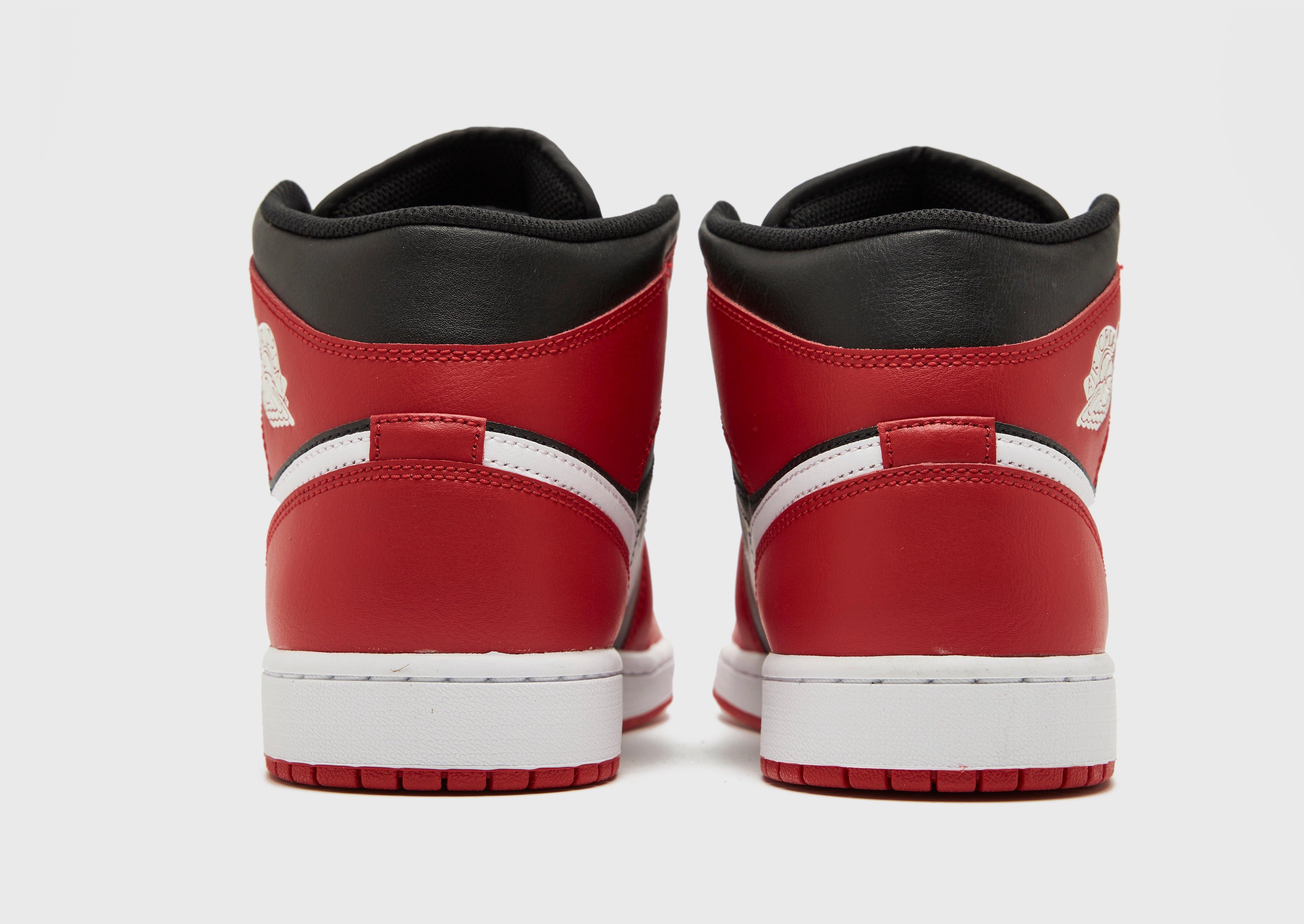 Future-Ready Looks, Effortless Minimal, Elevated Gear, Easy Essential, Refined Comfort