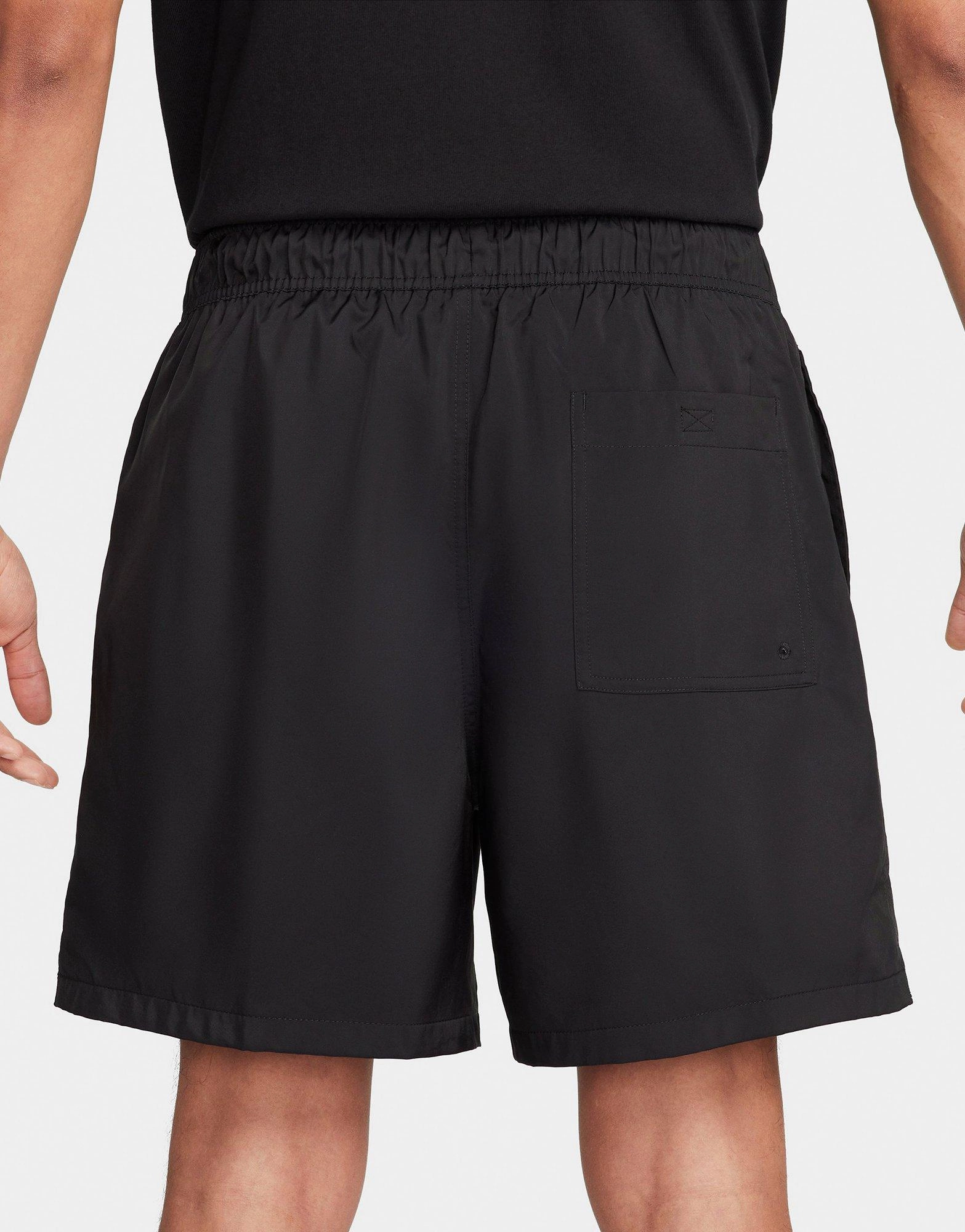 Modern Build, Motion-Elevated, Refined And Raw, Urban Inspired, Pure Daywear, Quiet Performance