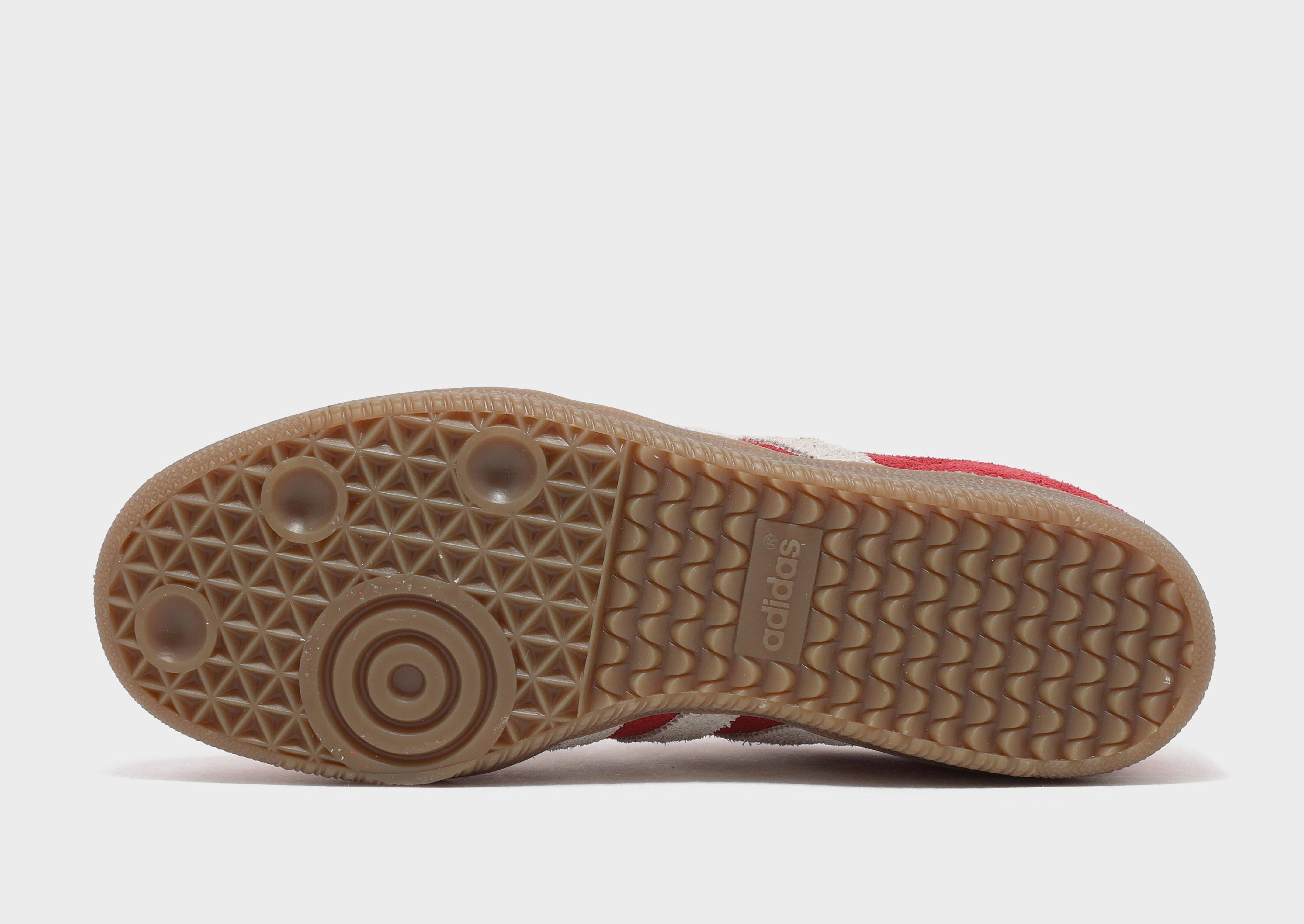 Quiet Performance, Uncomplicated Fit, Fluid Motionwear, Change-Ready, Minimal Mode, Inspired By Rhythm, Flexible Everyday