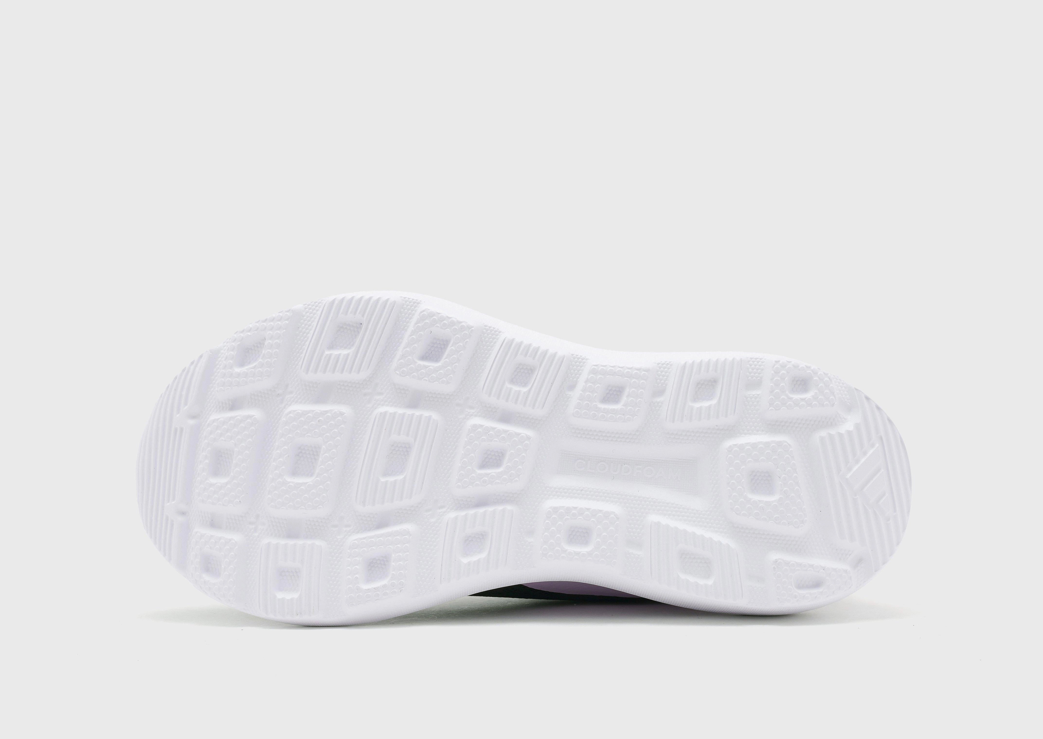 Shaped For Flow, Form-Light Fit, Seamless Transitions, Distinctly Modern, Clean Movement, Form Meets Calm, Lifestyle Ahead, Crafted Flow