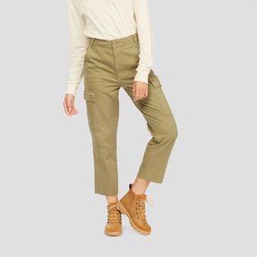Modular Design, Modern Essentials, Versatile Soul, Shift-Mode, Future-Light, All-Weather Vibe