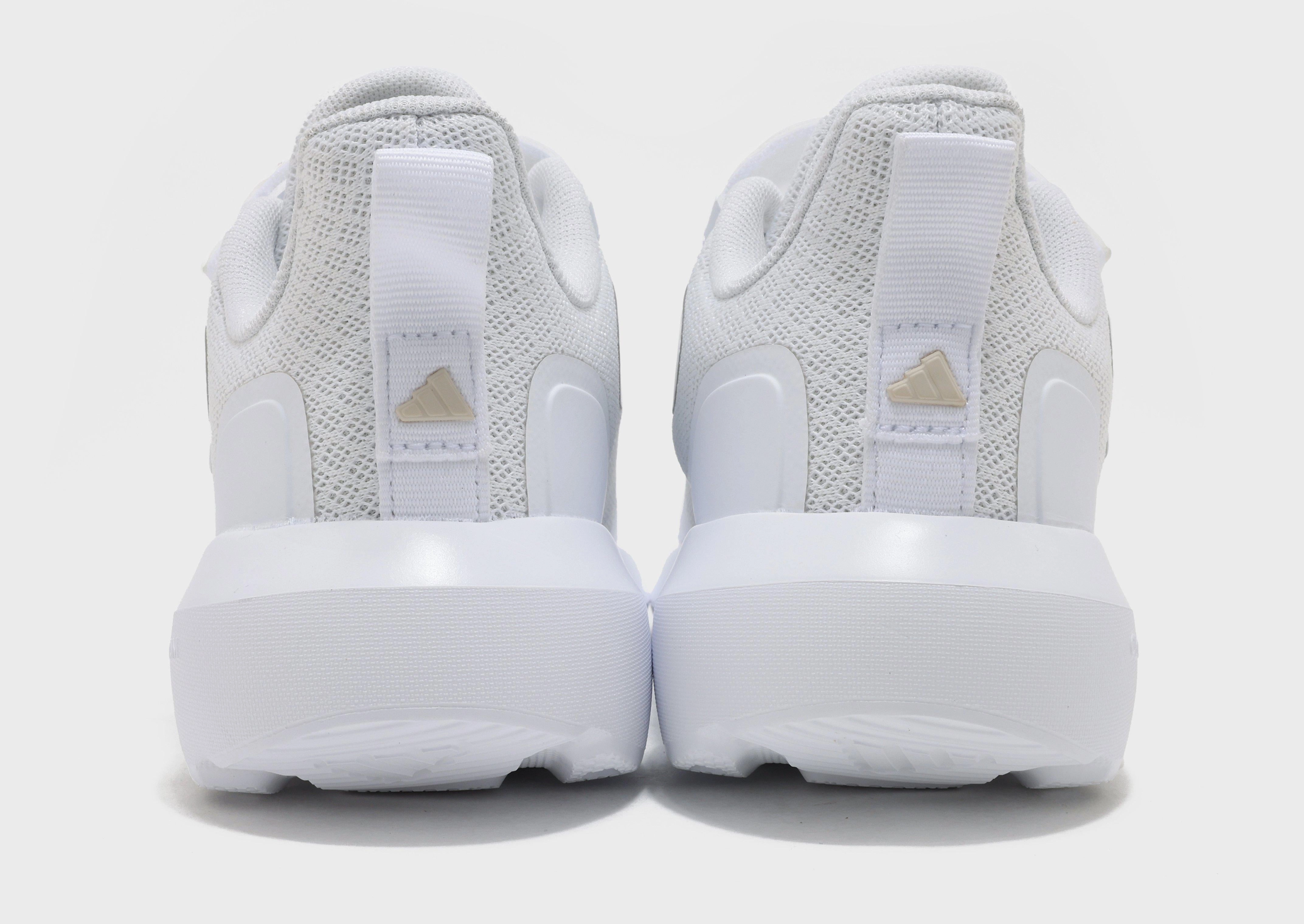 Motion Meets Design, Your Daily Vibe, Flow-Wear Future, Mindful Motion, Bold Form, Style That Adapts