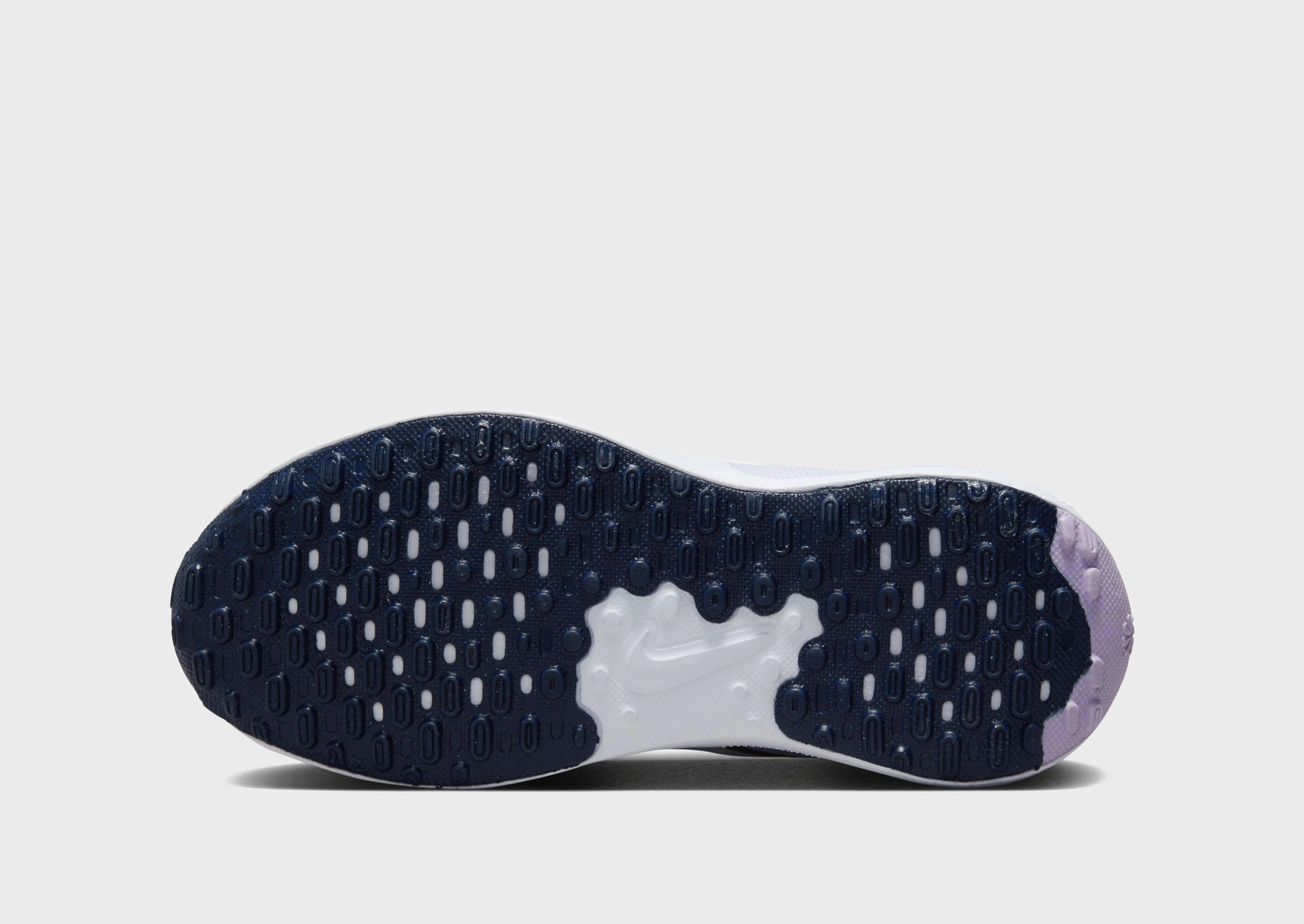 Universal Outfit, Essential Rhythm, Fresh Function, Design In Motion, Edge And Ease