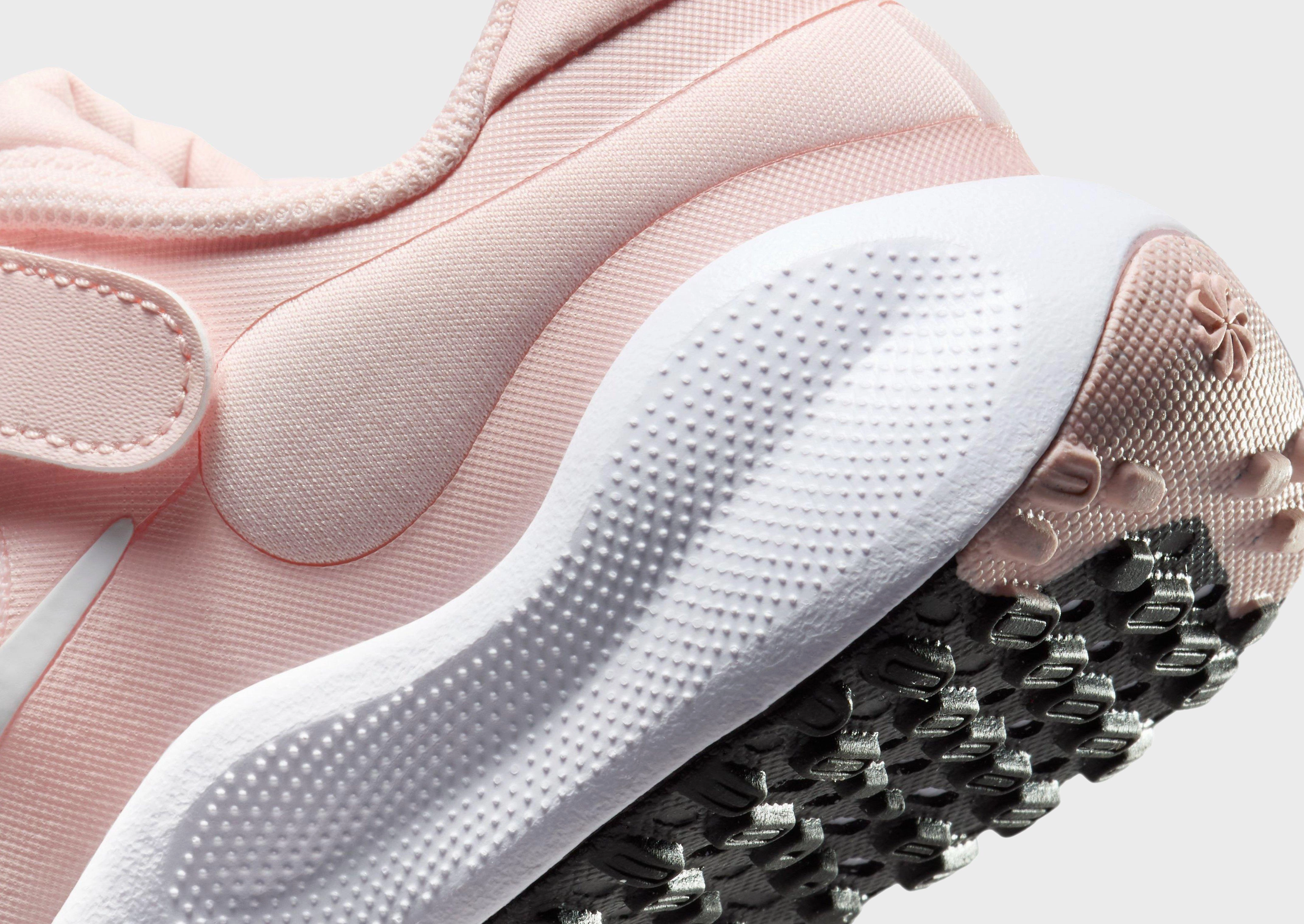 Conscious Layers, Mobility Made Easy, Bold And Clean, Crafted Quality, Make It Flow