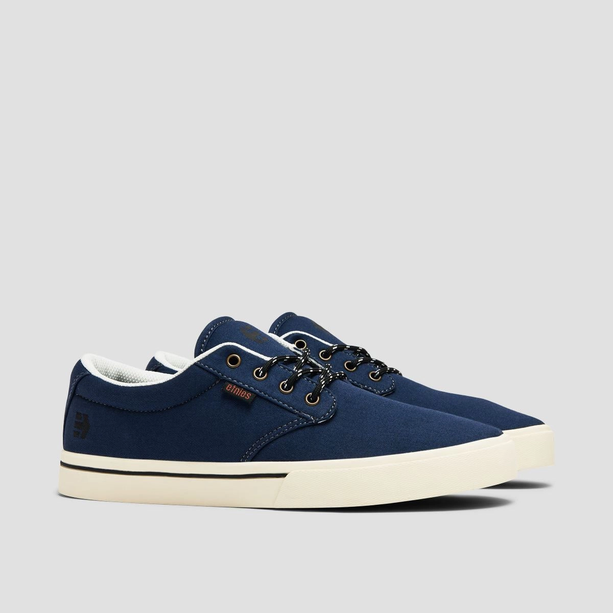 Motion Clarity, Engineered Casual, Urban Calm, Seasonless Drop, Flow-Forward Gear, Simple City, Designed To Layer