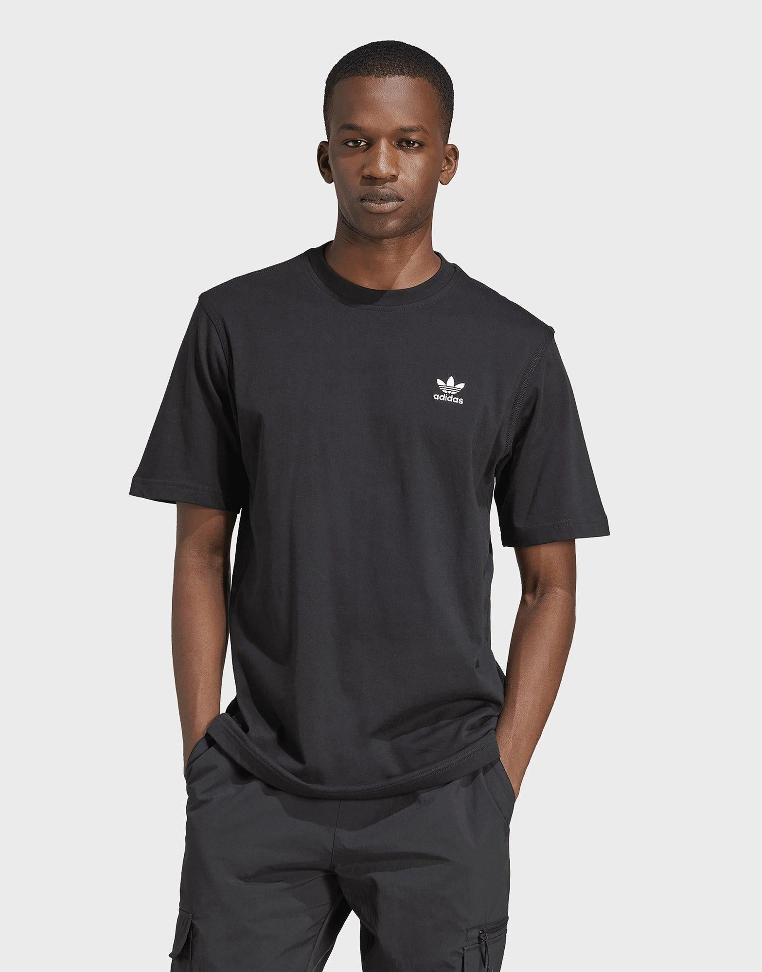 Unified Fit, Minimal Movement, Everyday Ease, Life-Ready Layers, Designed To Flex, City-Proof, Motion Elements