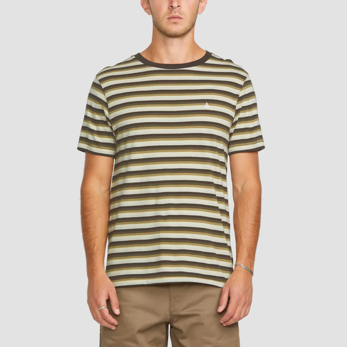 City Uniform, Function First, Cool Tones, Move-Ready Looks, Premium Feel