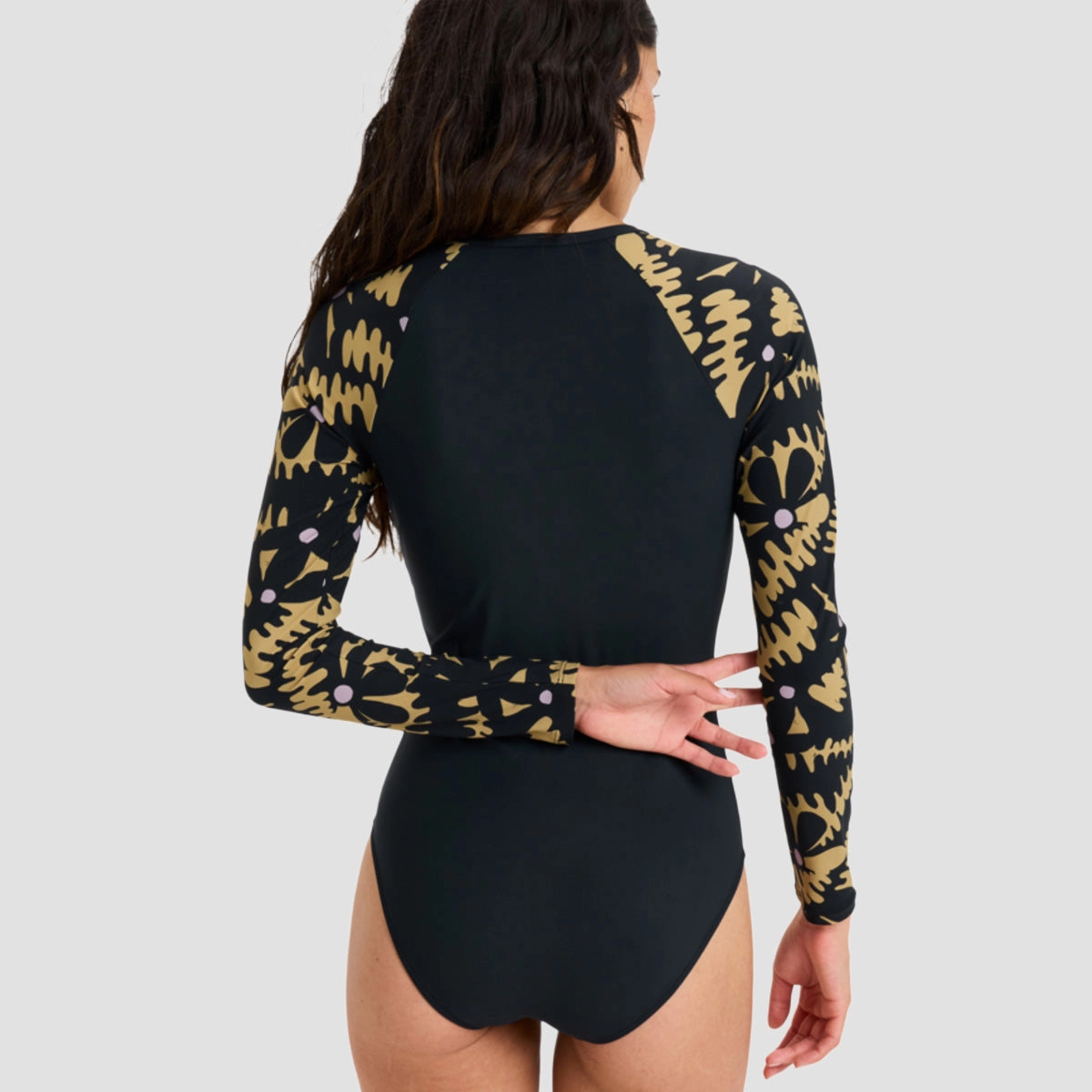 Dynamic Fit, Activewear Redefined, Structured Motion, Fit To Adapt, Built Around You