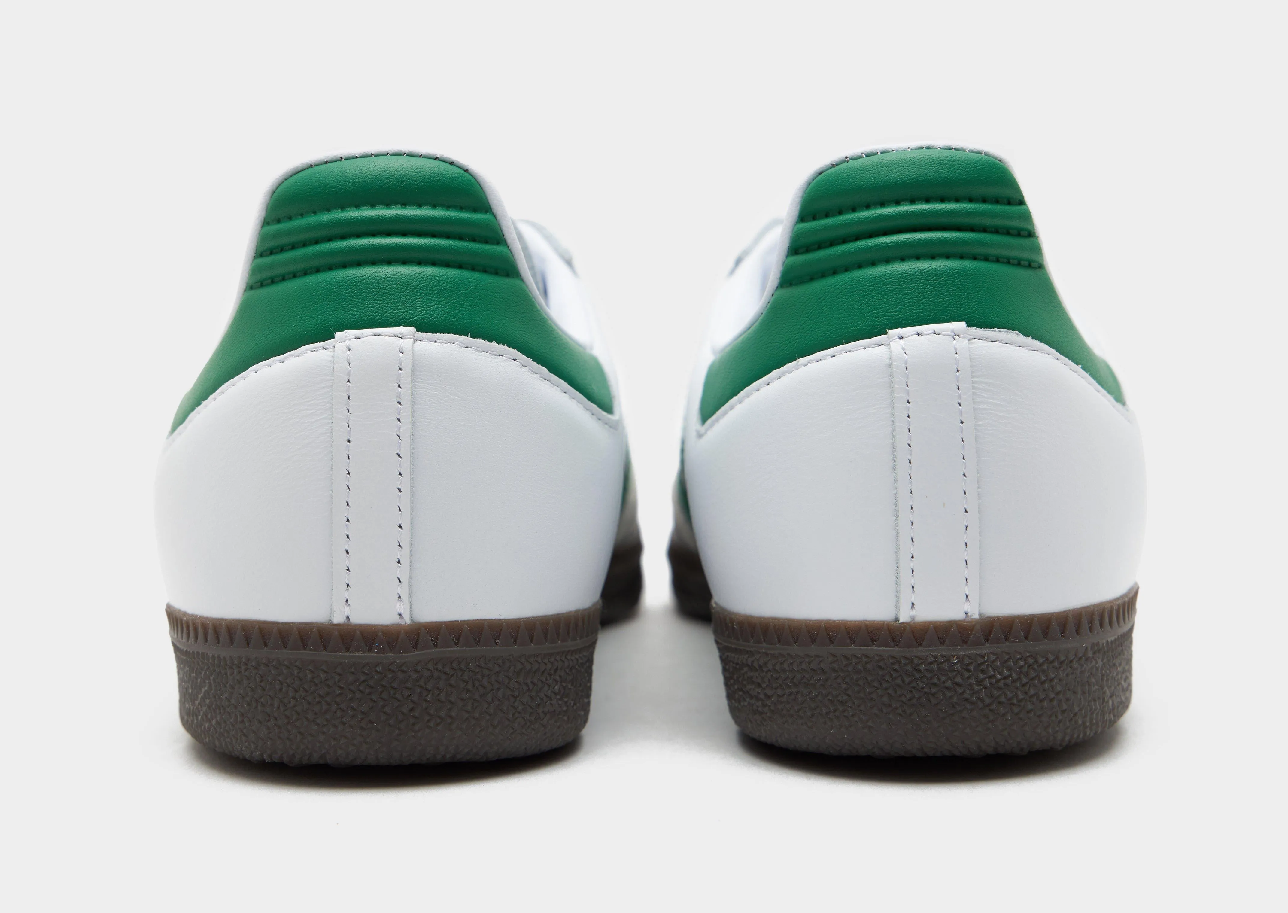 Future Classic, Bold Form, Subtle Impact, Form Redefined, Motion-Driven, Effortless Gear