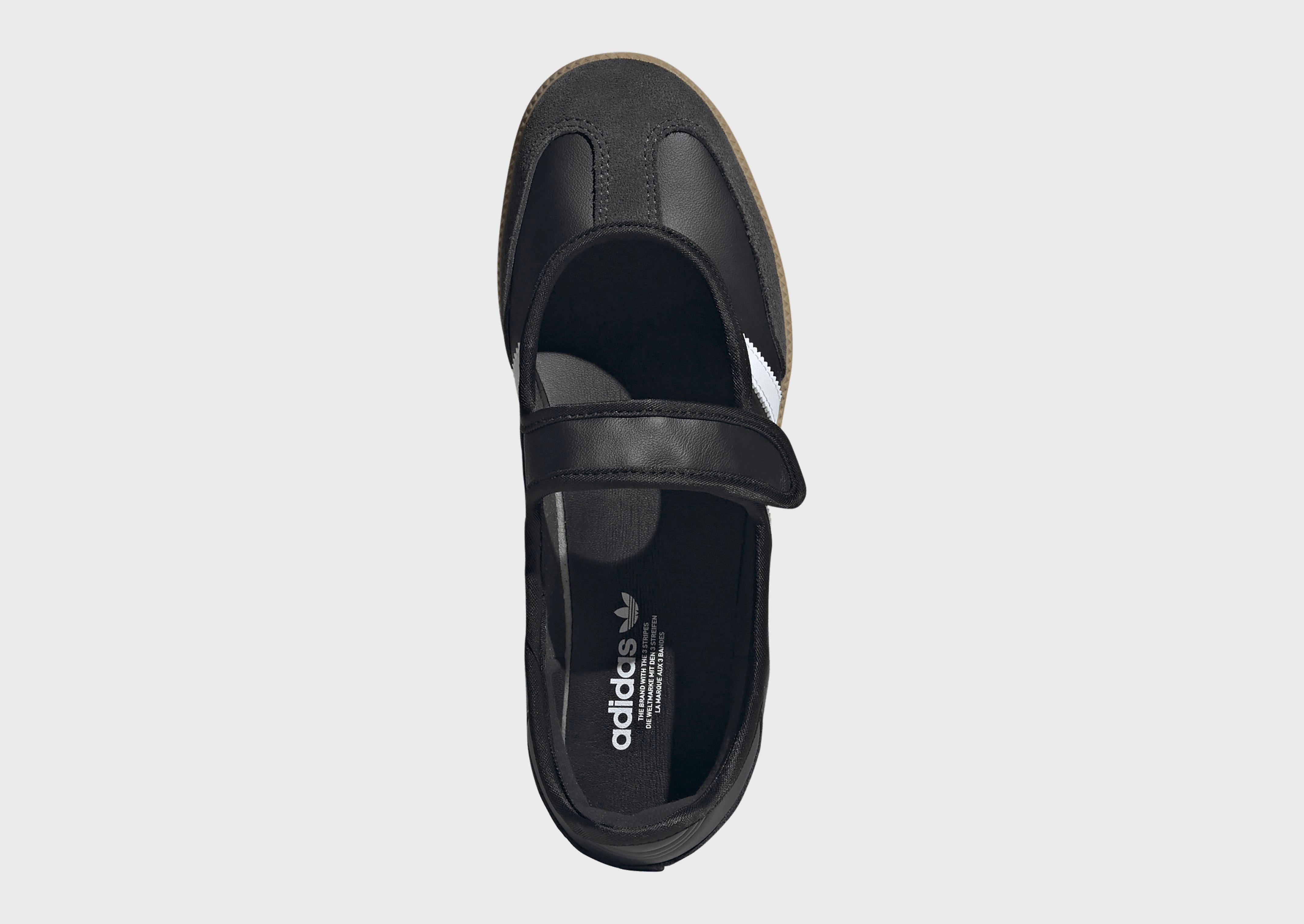 Core Function, Refined Minimalism, Constant Comfort, Versatile Future, Comfort-Focused, Movement Architecture, Core-Level Comfort, Rhythmic Comfort