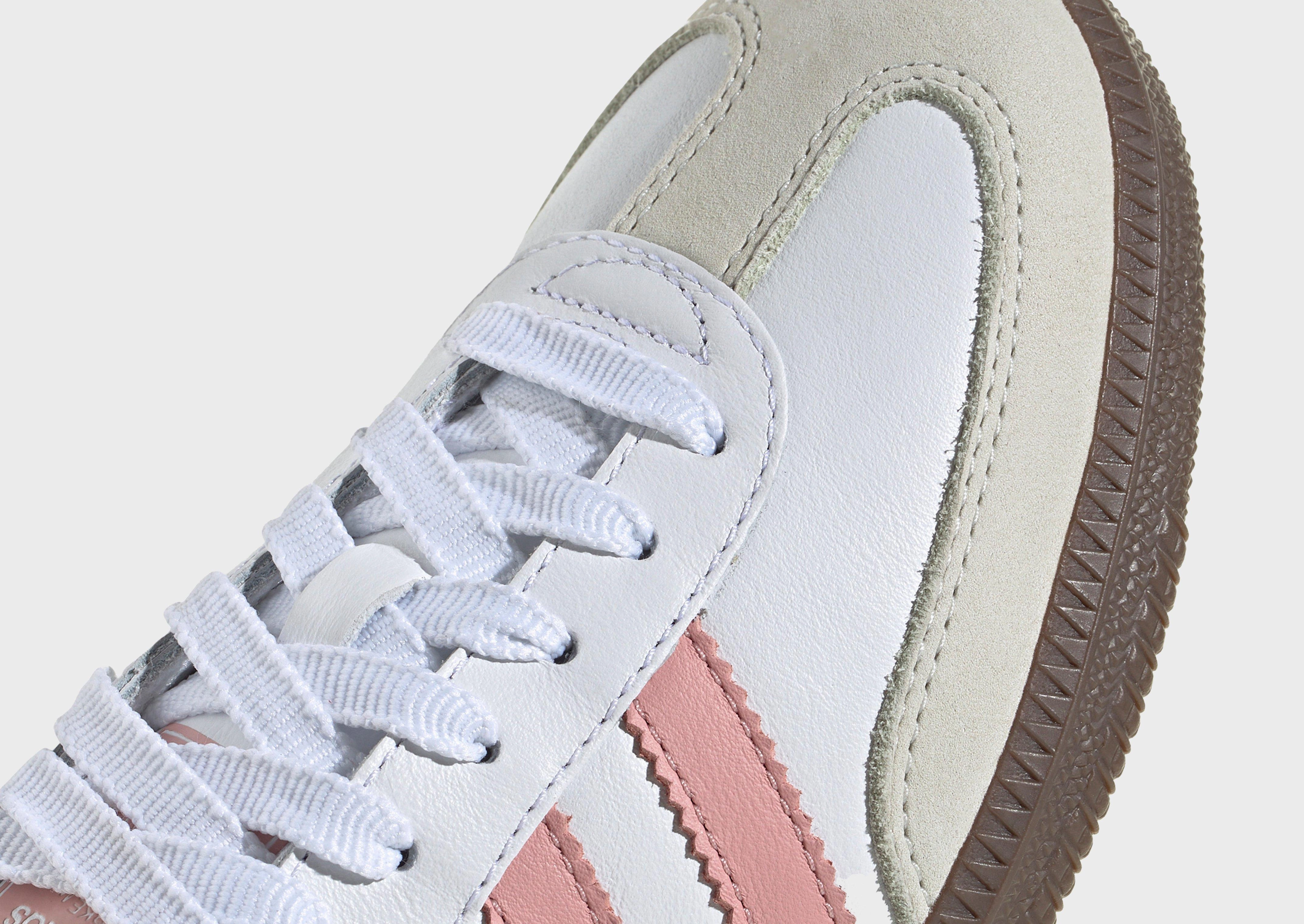 Everyday Outlook, Live Lightwear, Ready For Rhythm, Redefined Casual, Built To Adapt