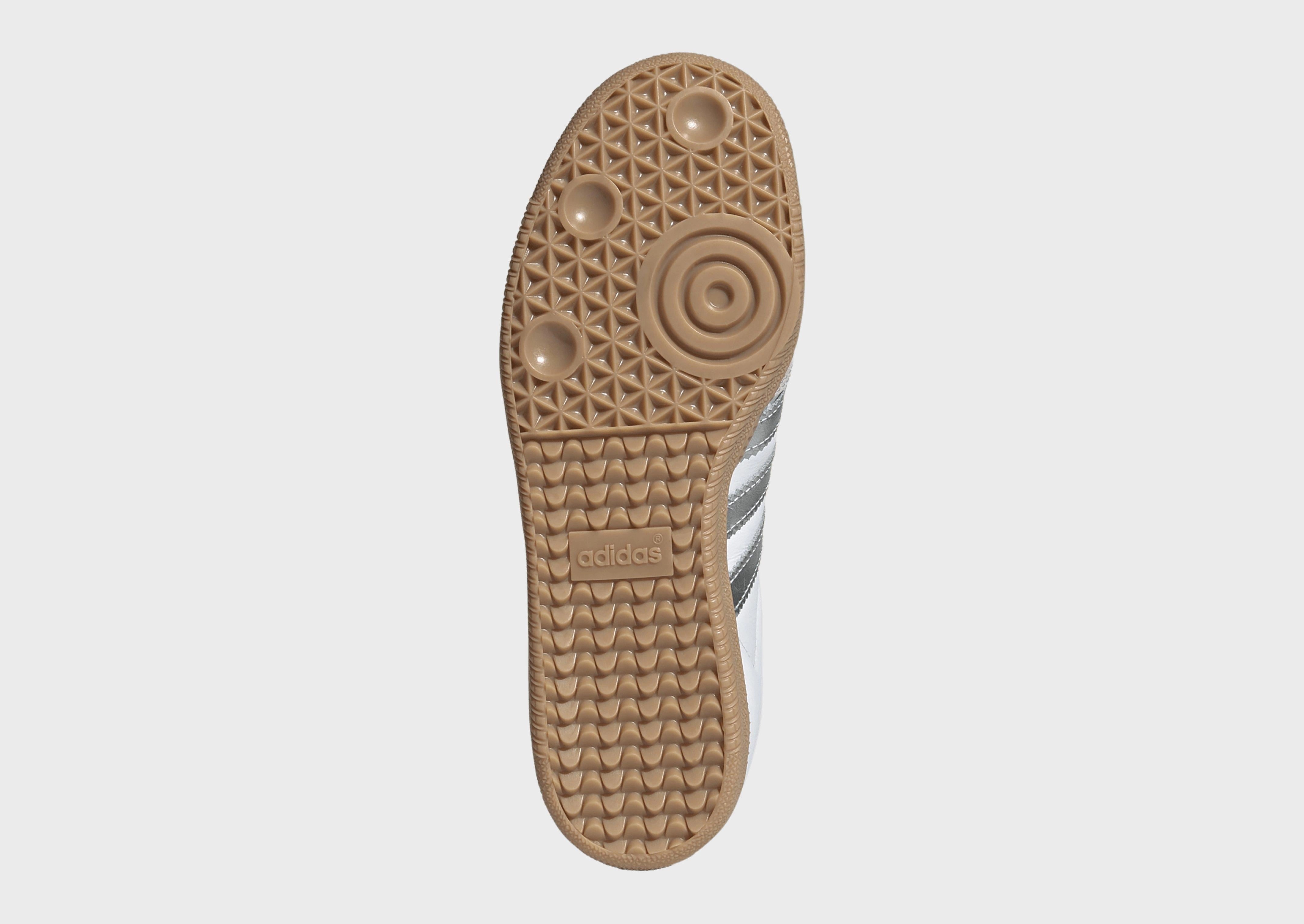 Ease And Balance, Living Wear, Pure Daywear, Urban Focus, Flow-Forward, Quiet Statement, Style In Balance, Streamlined Edge