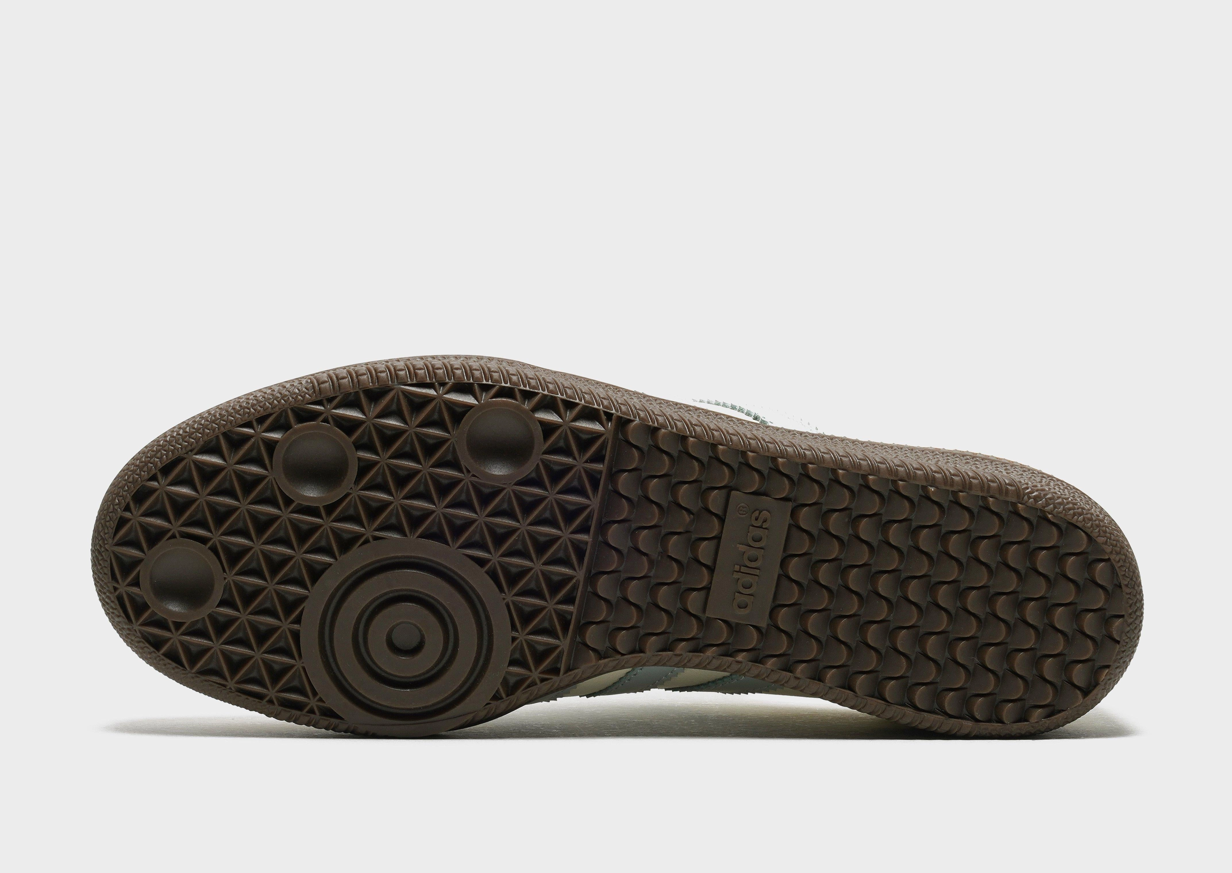 Function-Refined, Light Motion Gear, Seamless City, Flow-Wear Future, Less Is Bold, Your Daily Layer, Made To Flex