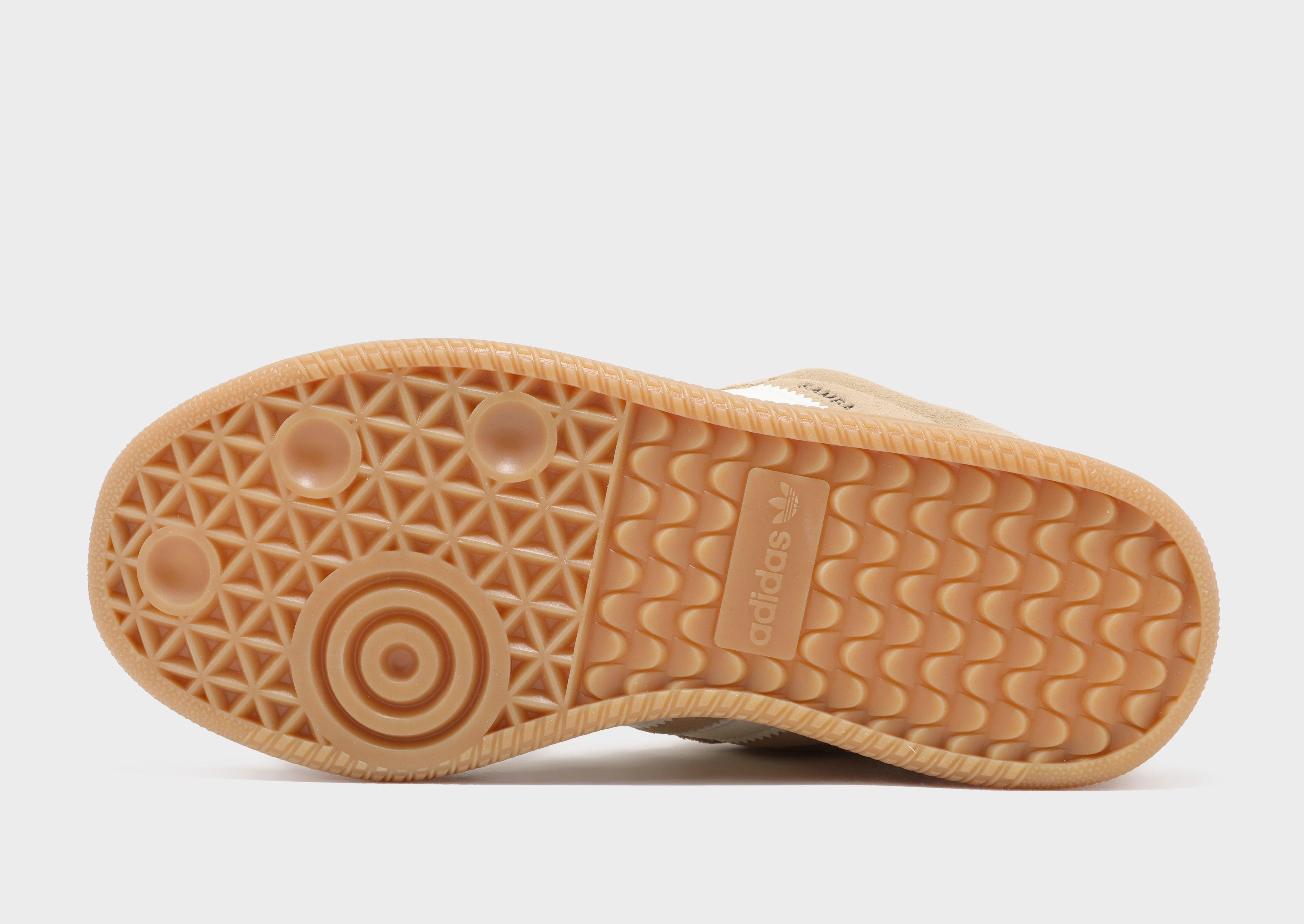 Ease Daily, Downtown Vibe, Simplified Life, Tech-Forward Fit, Subtle Tone