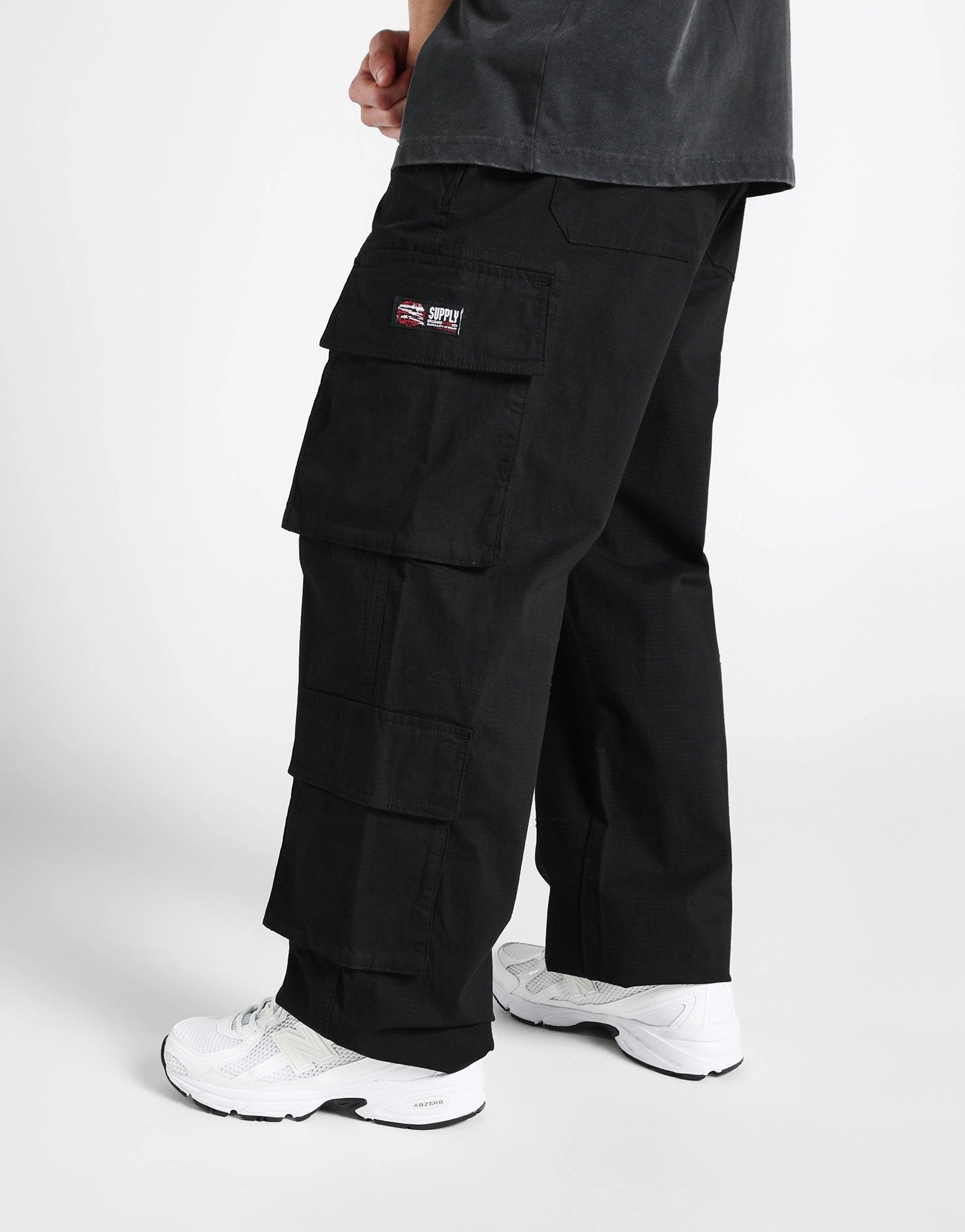 Bold Form, Lifestyle Modular, Versatile Pulse, Contemporary Vibes, Crafted Lifestyle Gear, Mindful Wear