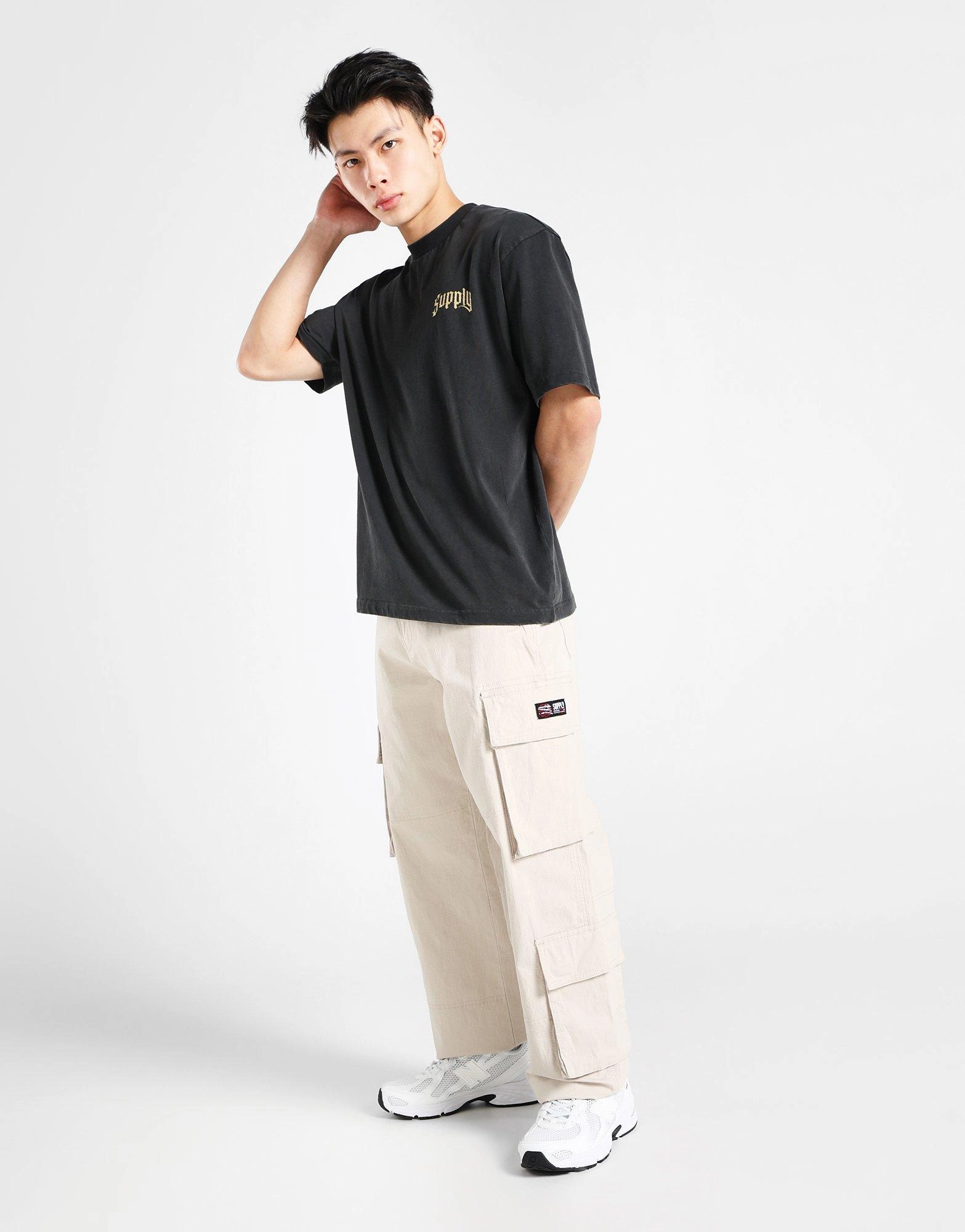 Precision In Style, Effortless Minimal, Flow-Forward Gear, Modular Core, Comfort Redefined