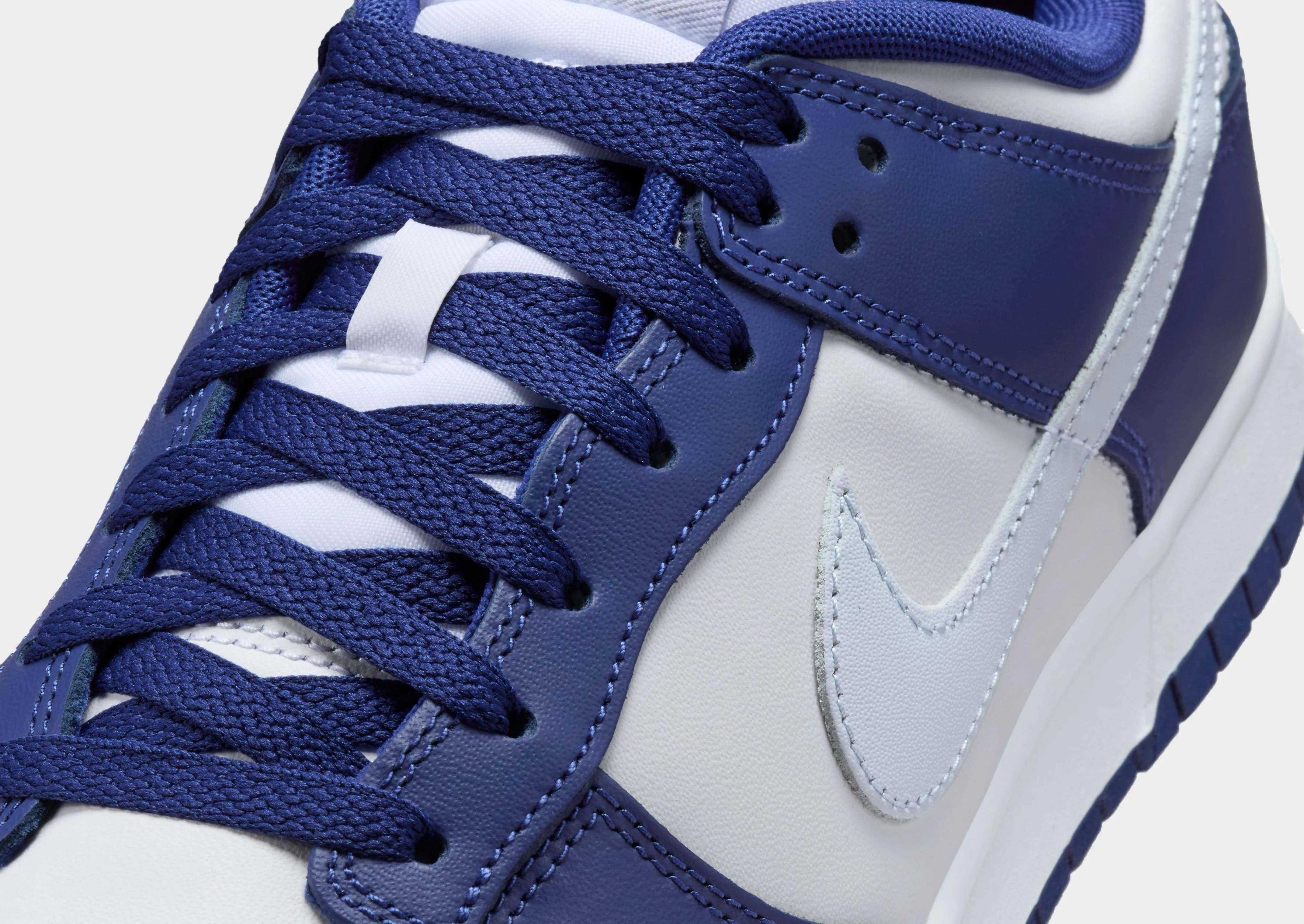 Comfort-Focused, Refined Moves, Multi-Context Style, Edge In Motion, Carry Your Vibe