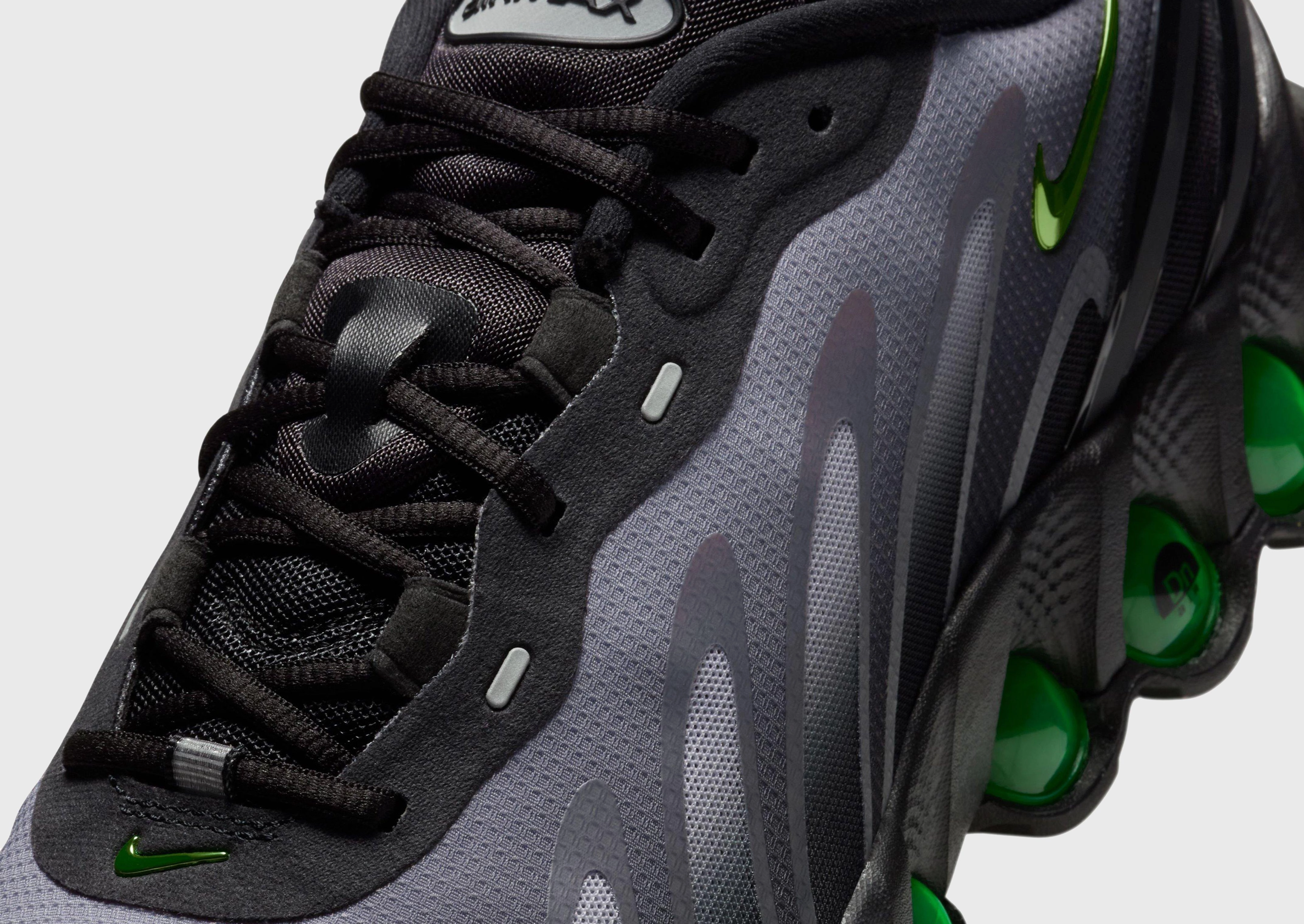 Designed To Layer, Designed To Perform, Effortless Gear, Daily Build, Relaxed Innovation, Everyday Innovation