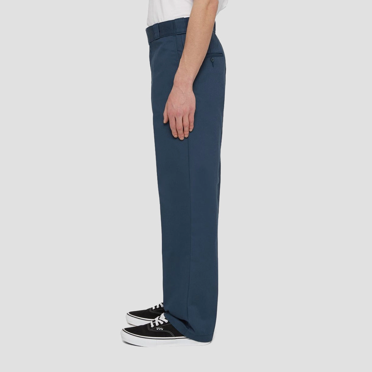Lifestyle Direction, Multi-Wear Outfit, Ultra-Clean Style, Minimal Movement, Form-To-Function, Feel-Based Fashion