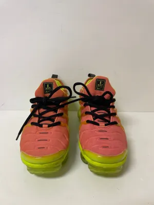 Shoes Athletic By Nike In Peach, Size: 8.5 nike