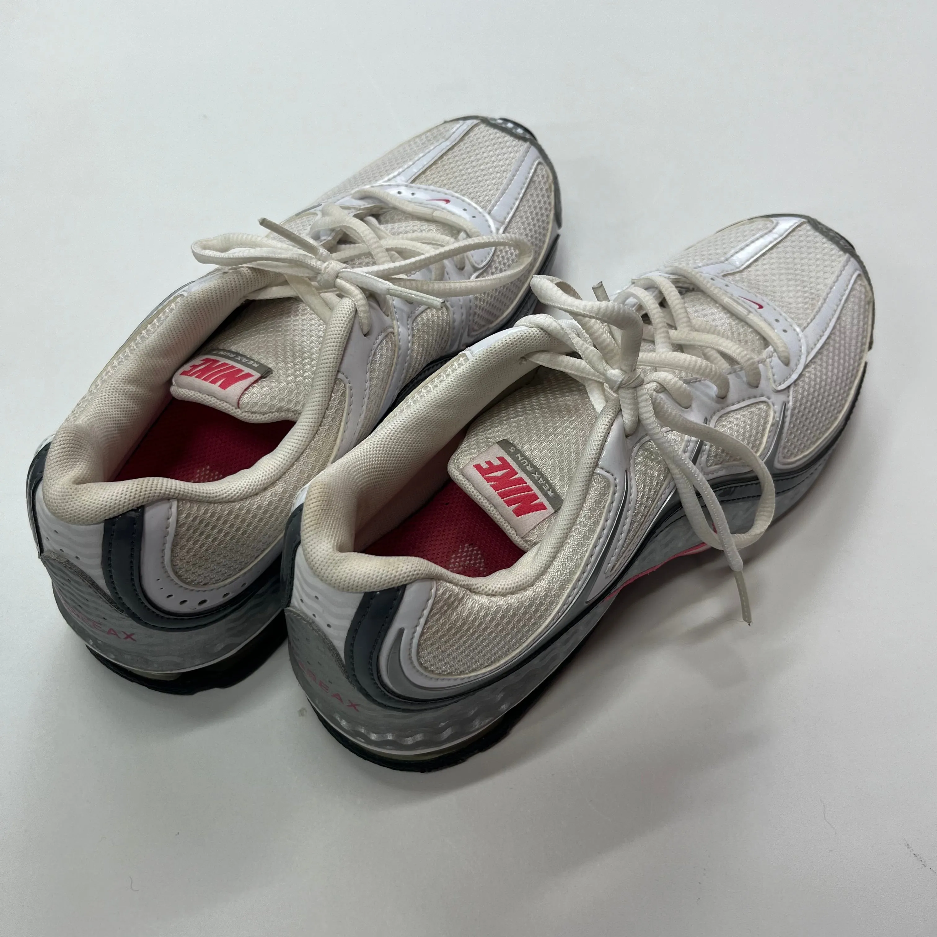 Shoes Athletic By Nike  Size: 8.5 nike