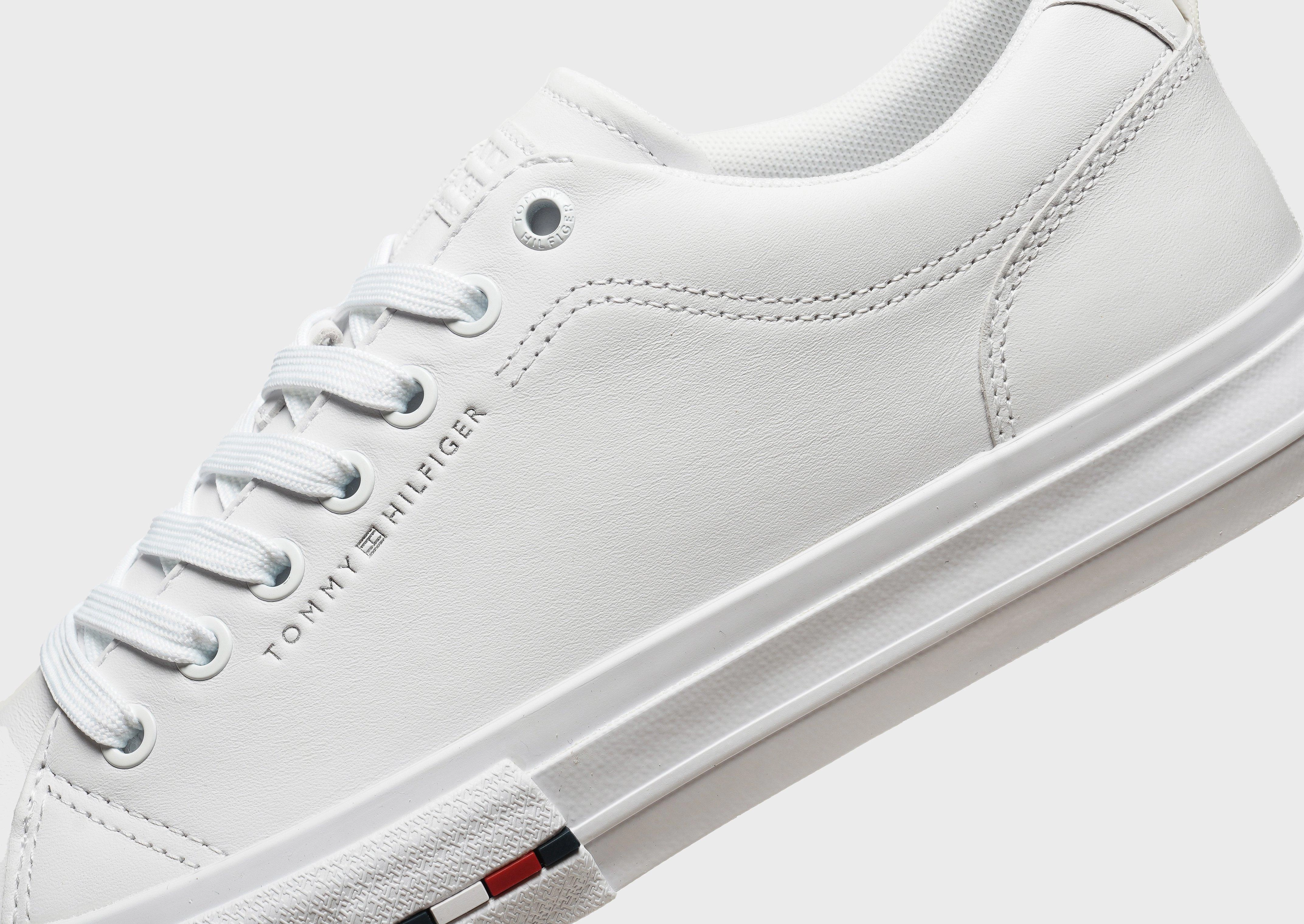 Designed For Fluidity, Explore With Ease, Beyond The Basics, Edge And Ease, Tailored Utility, The Feel Factor, Design In Motion