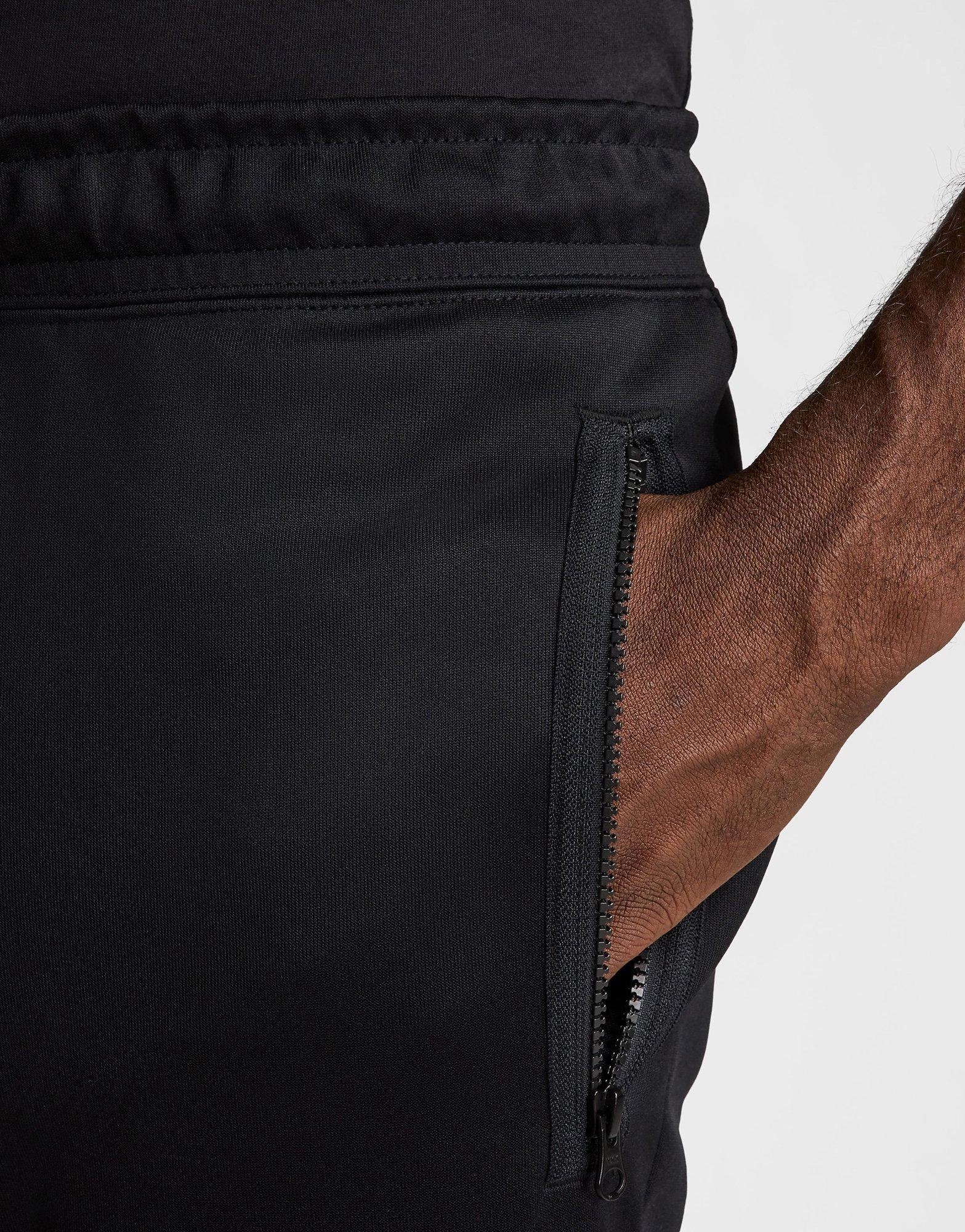 Progressive Feel, Daily Designwear, Quiet City Style, Layer Logic, Hybrid Life, Calm-Driven Fit