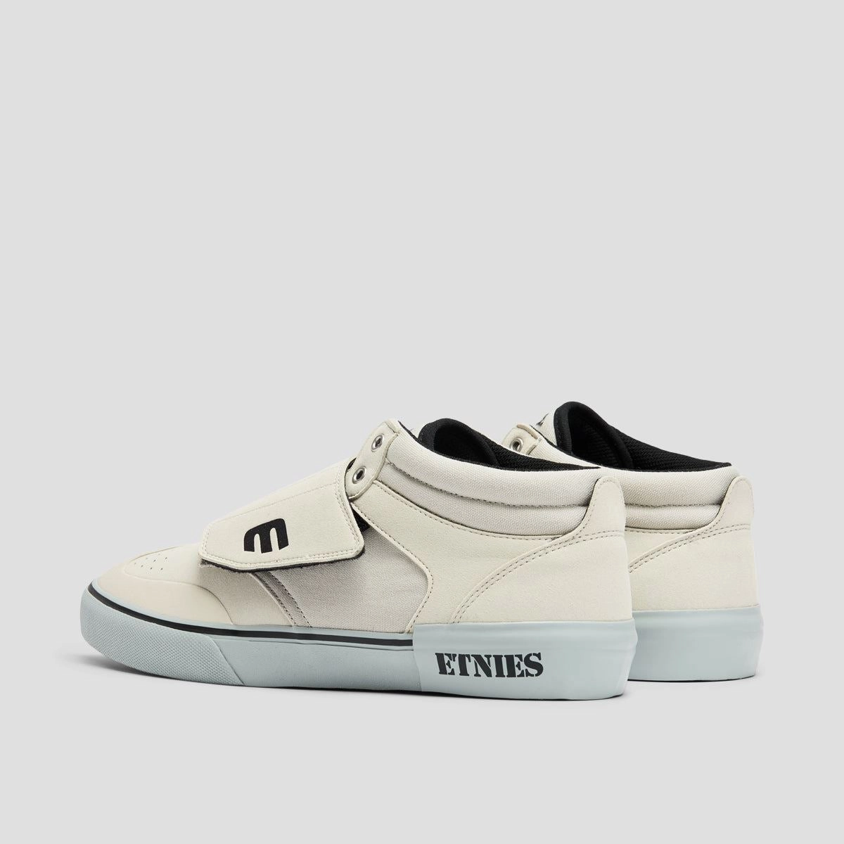 Cool Motion, Precision Layers, Urban Clarity Wear, Dynamic Essentials, Mindful Motion, Refined Feel