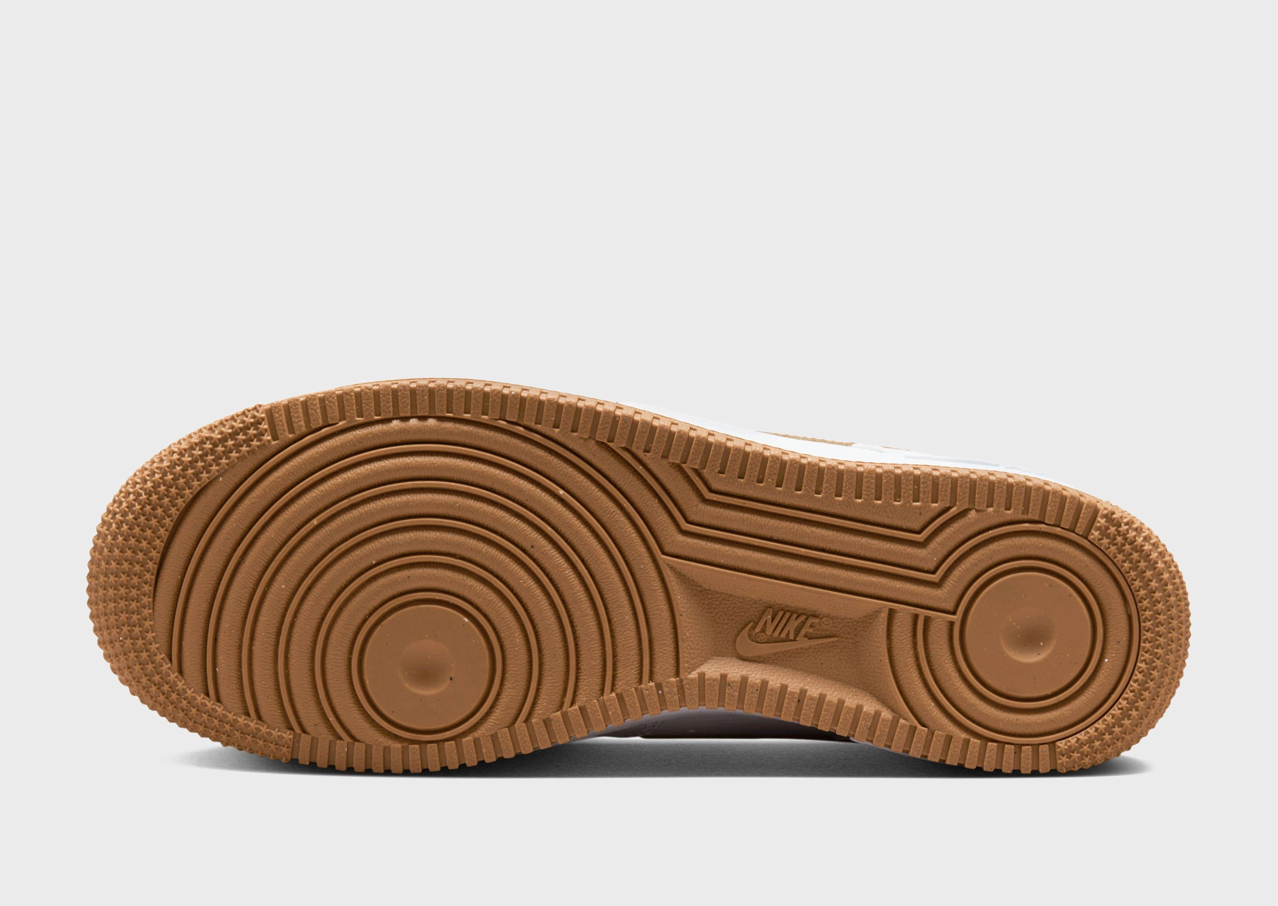 Forward-Looking Fit, Form-Led, Reimagined Comfort, Cool Tones, Bold Looks