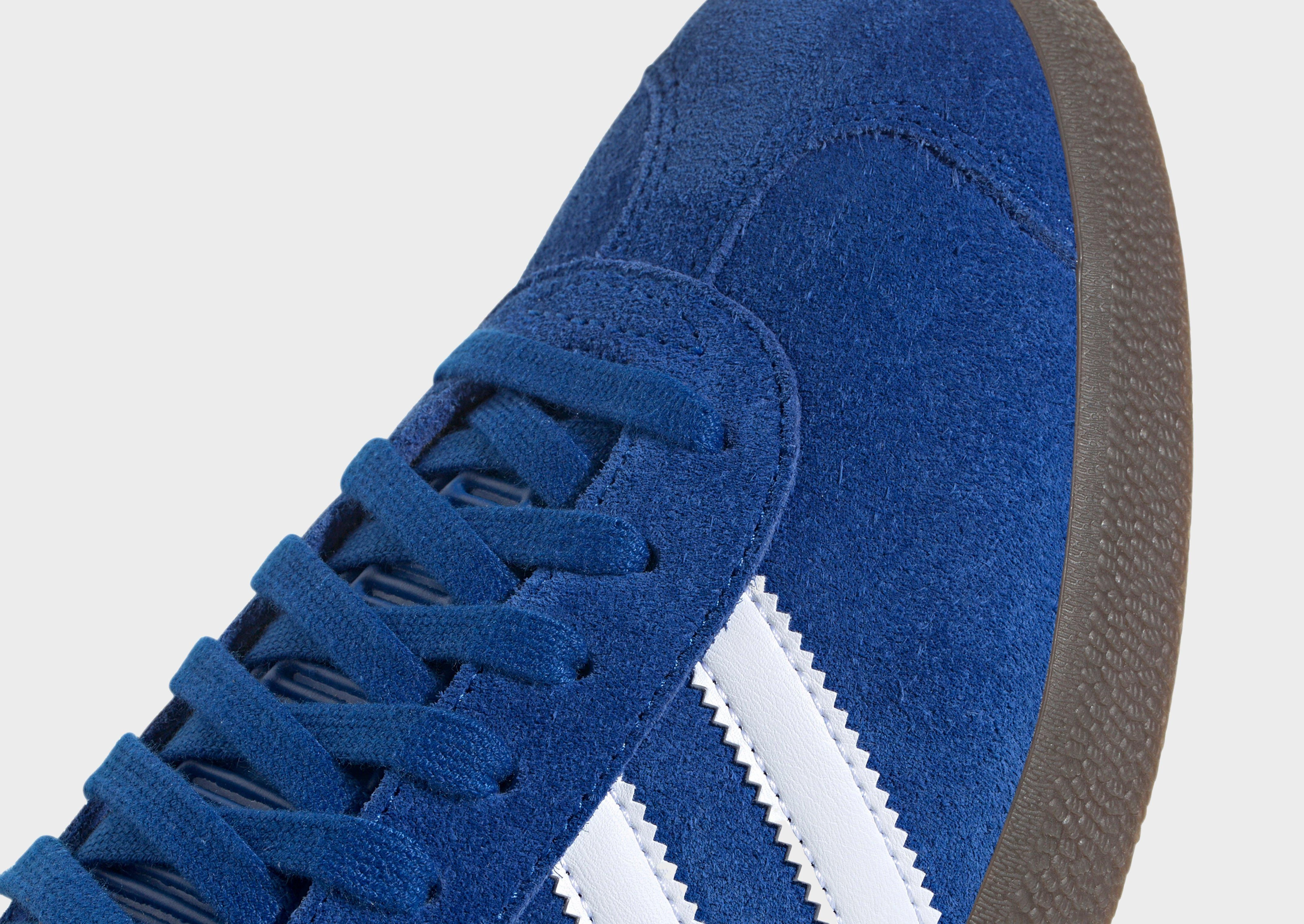 Form-Focused, Motion Elements, Instant Outfit, Flexible Everyday, Crafted Quality