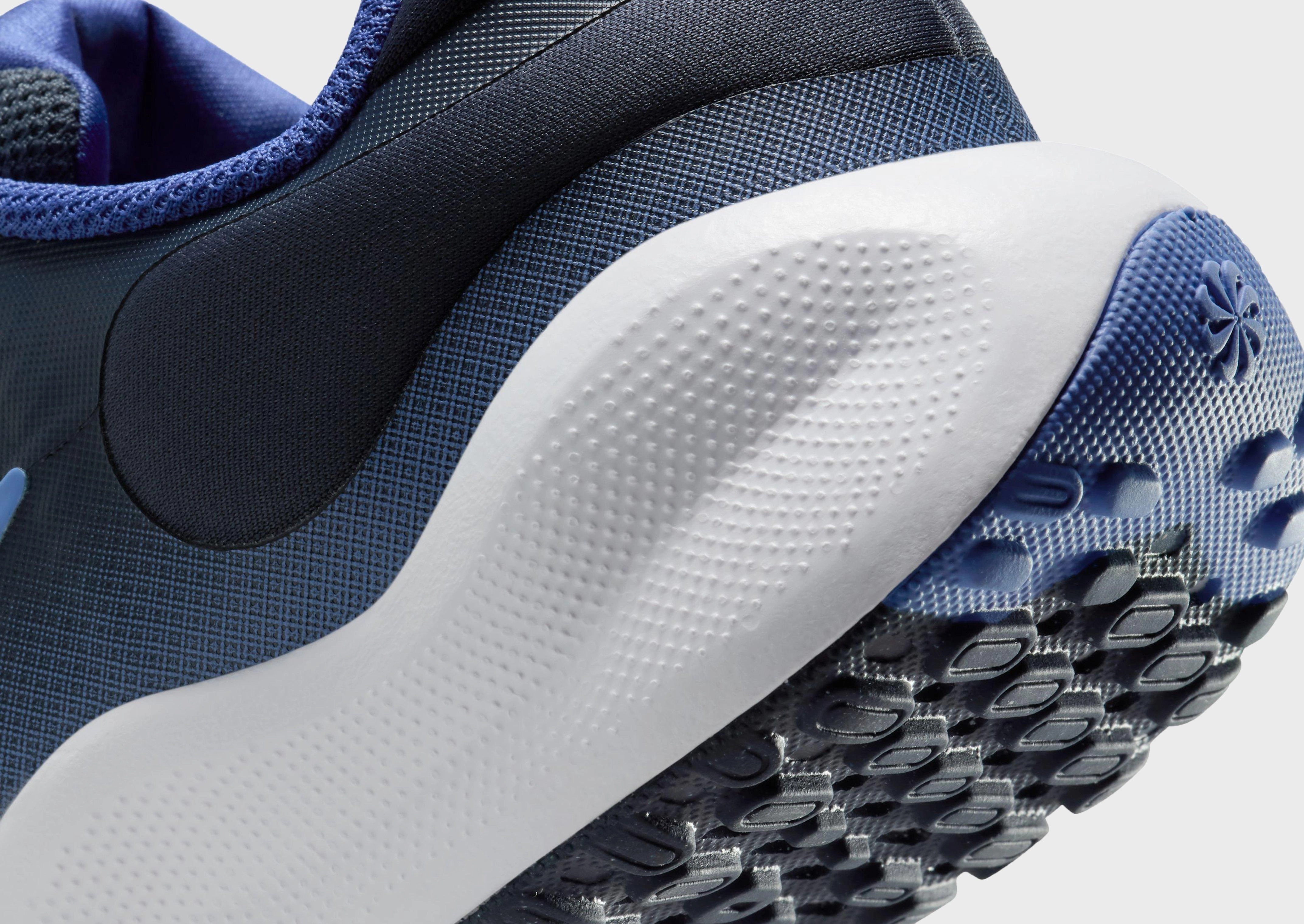 Edge In Motion, Form-Focused, Unisex Rhythm, Sleek Citywear, Seasonal Updates, Future-Ready, Versatile Gear